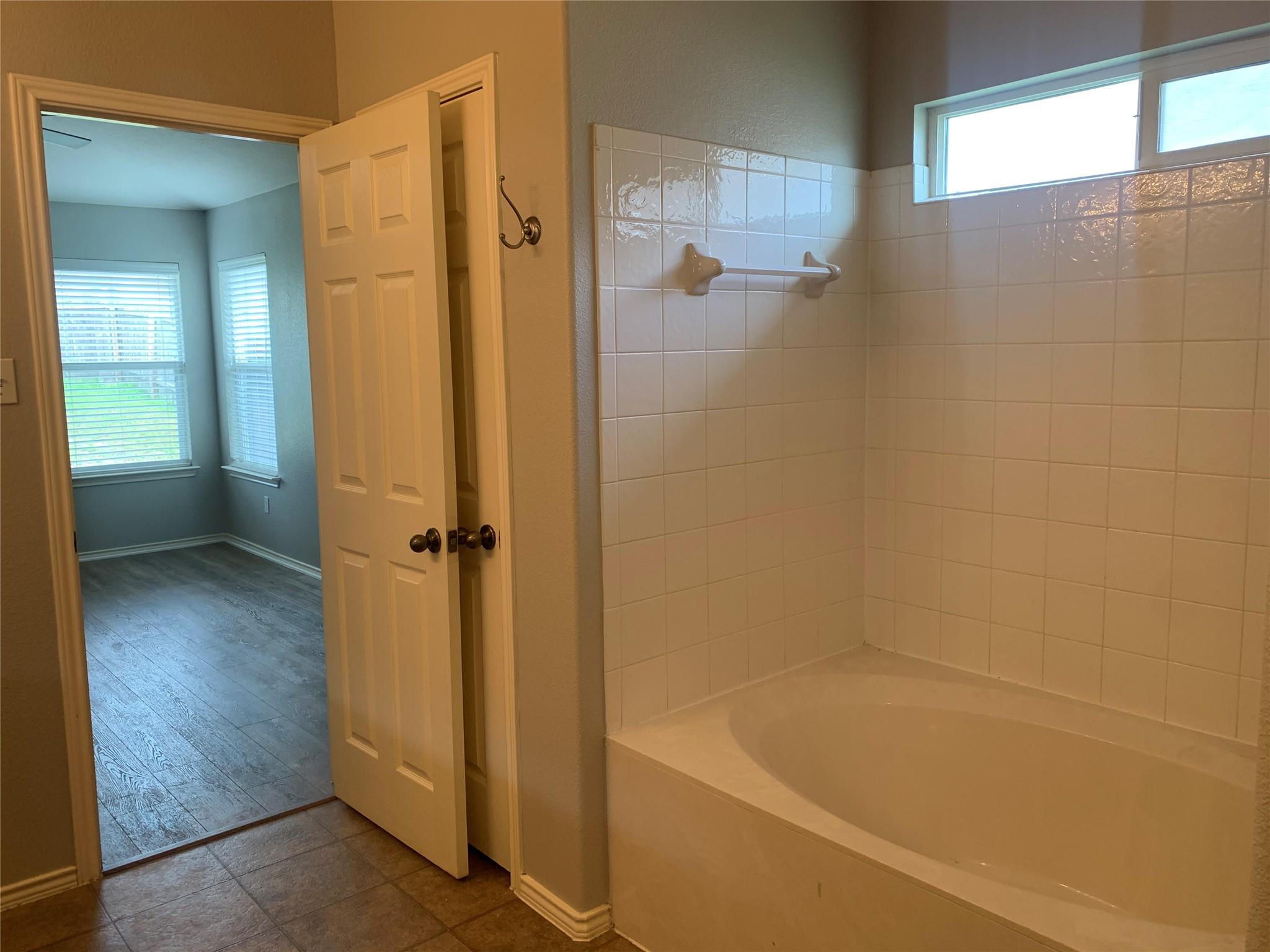 2860 HEARTHSONG Loop, Round Rock, TX 78665