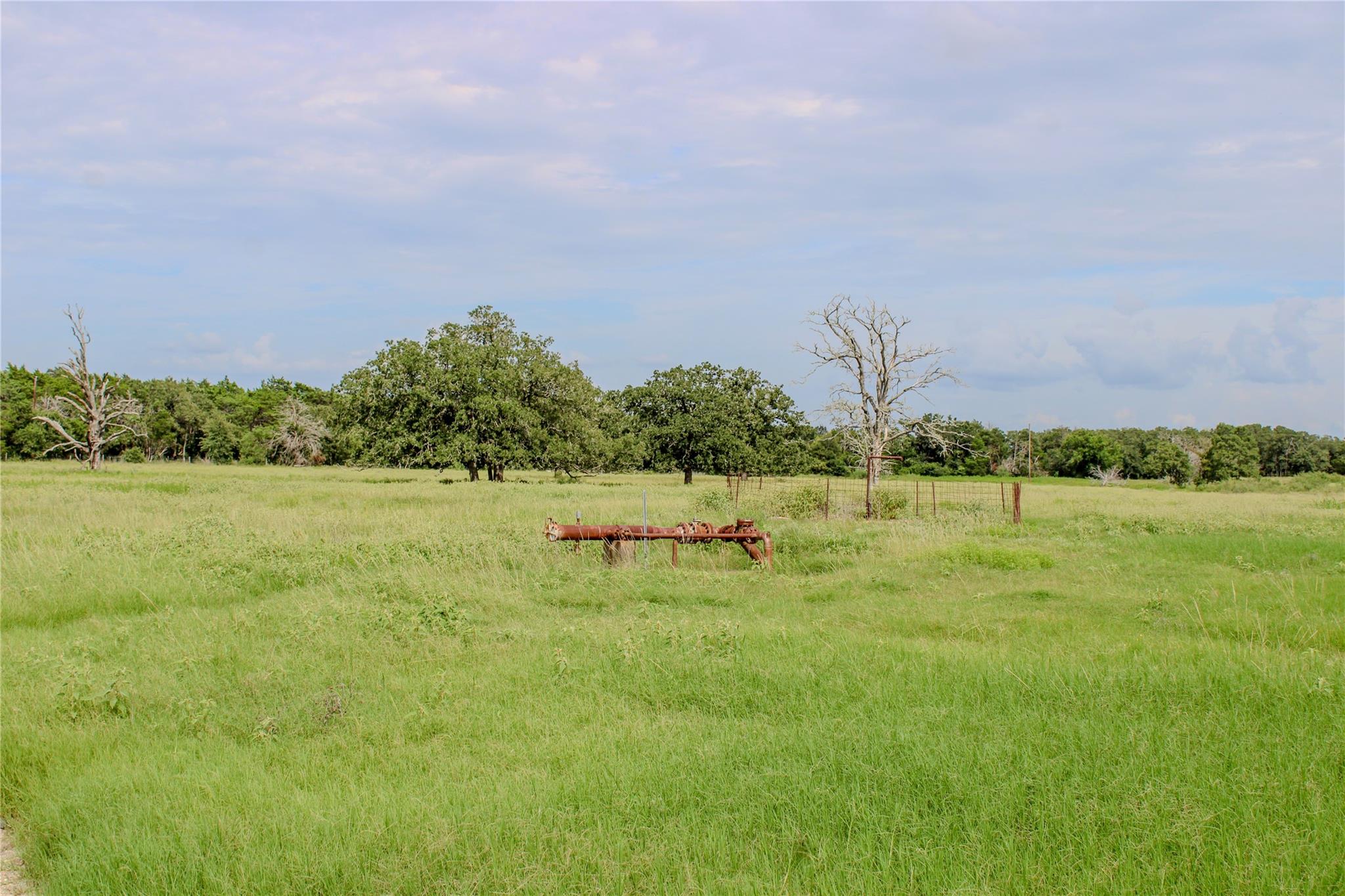 1084 County Road 120, Giddings, TX 78942