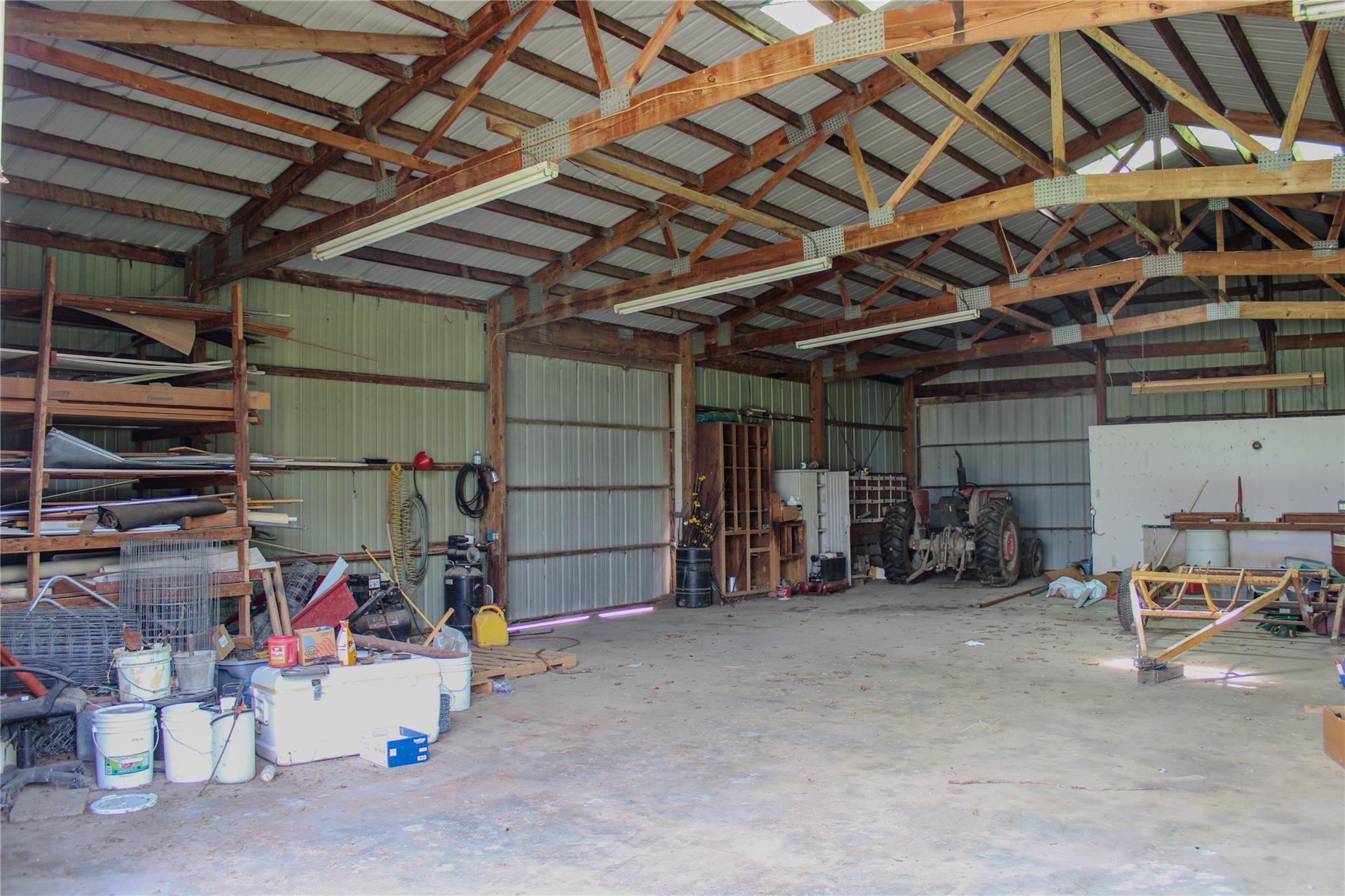 1084 County Road 120, Giddings, TX 78942