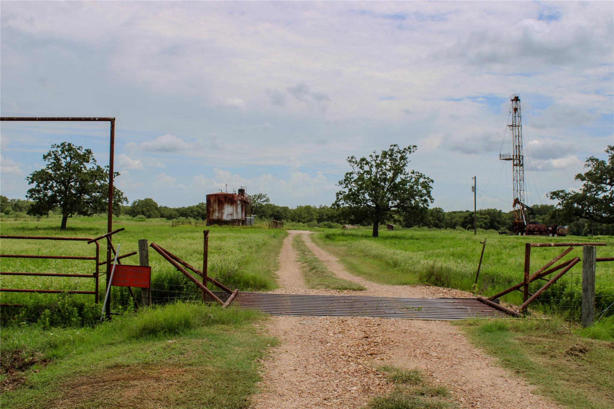 1084 County Road 120, Giddings, TX 78942