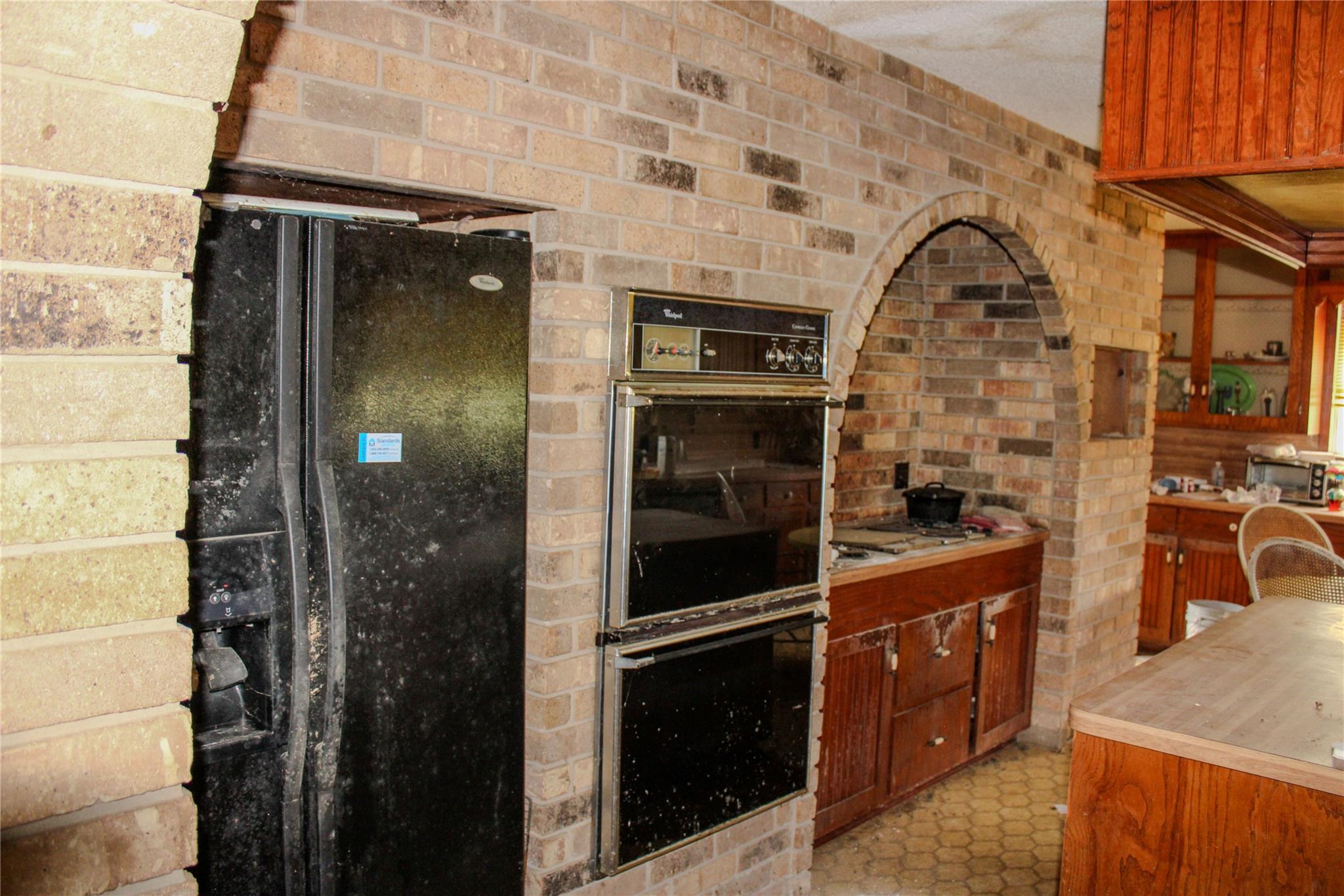 1084 County Road 120, Giddings, TX 78942