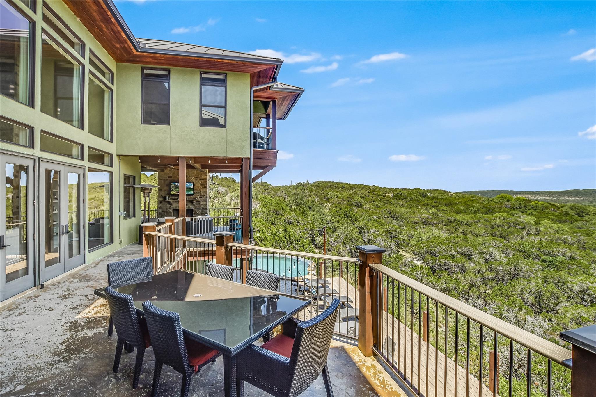 400 Hillview Rd, Wimberley, TX 78676