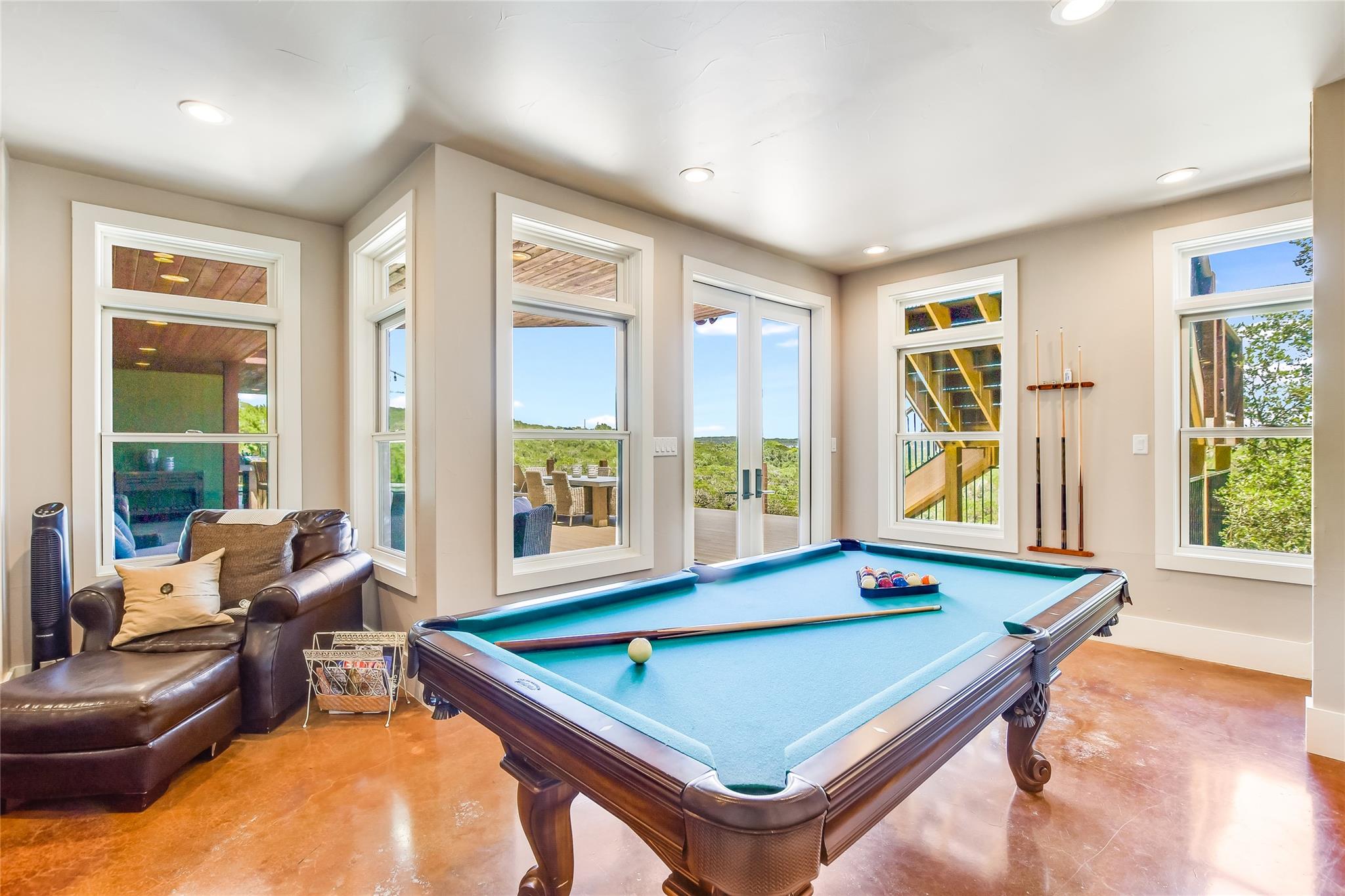 400 Hillview Rd, Wimberley, TX 78676