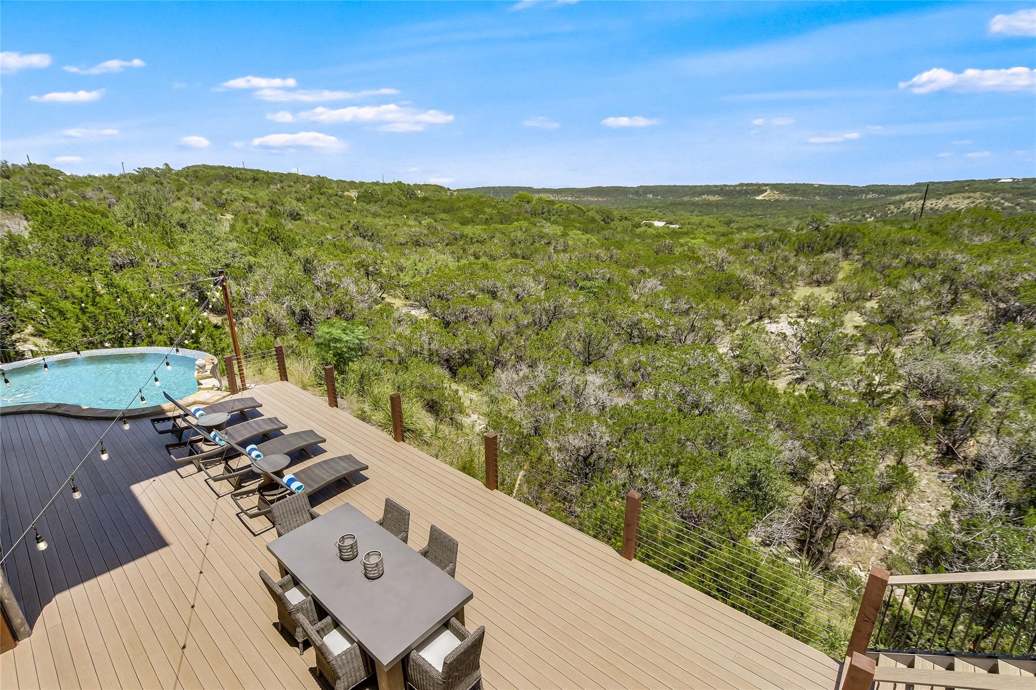 400 Hillview Rd, Wimberley, TX 78676