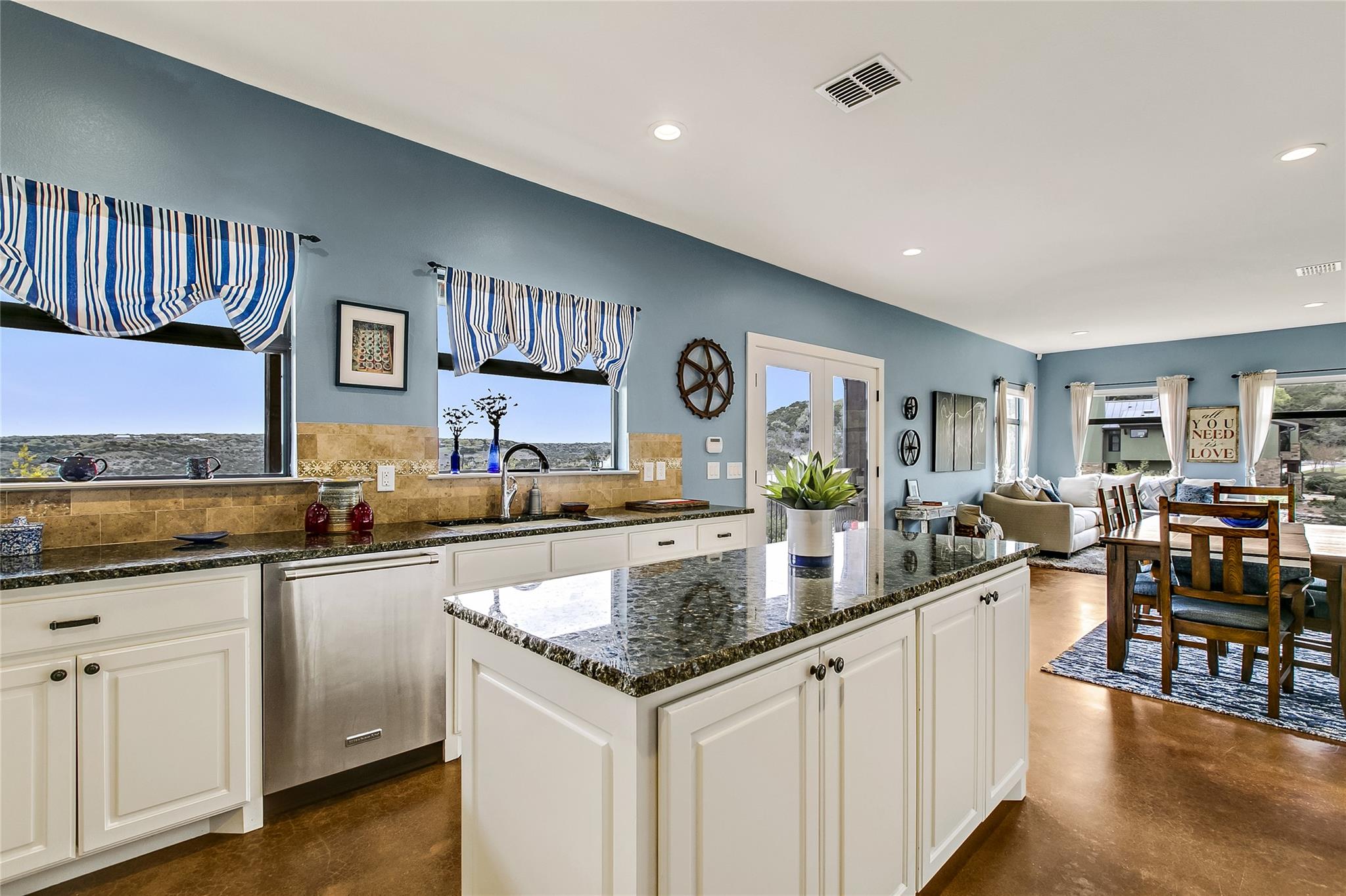 400 Hillview Rd, Wimberley, TX 78676