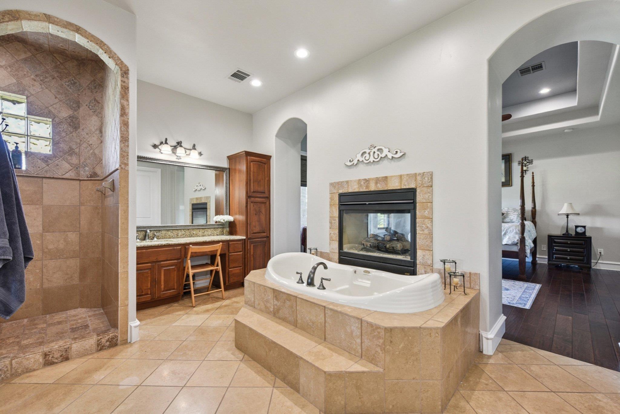 1995 County Road 103, Georgetown, TX 78626