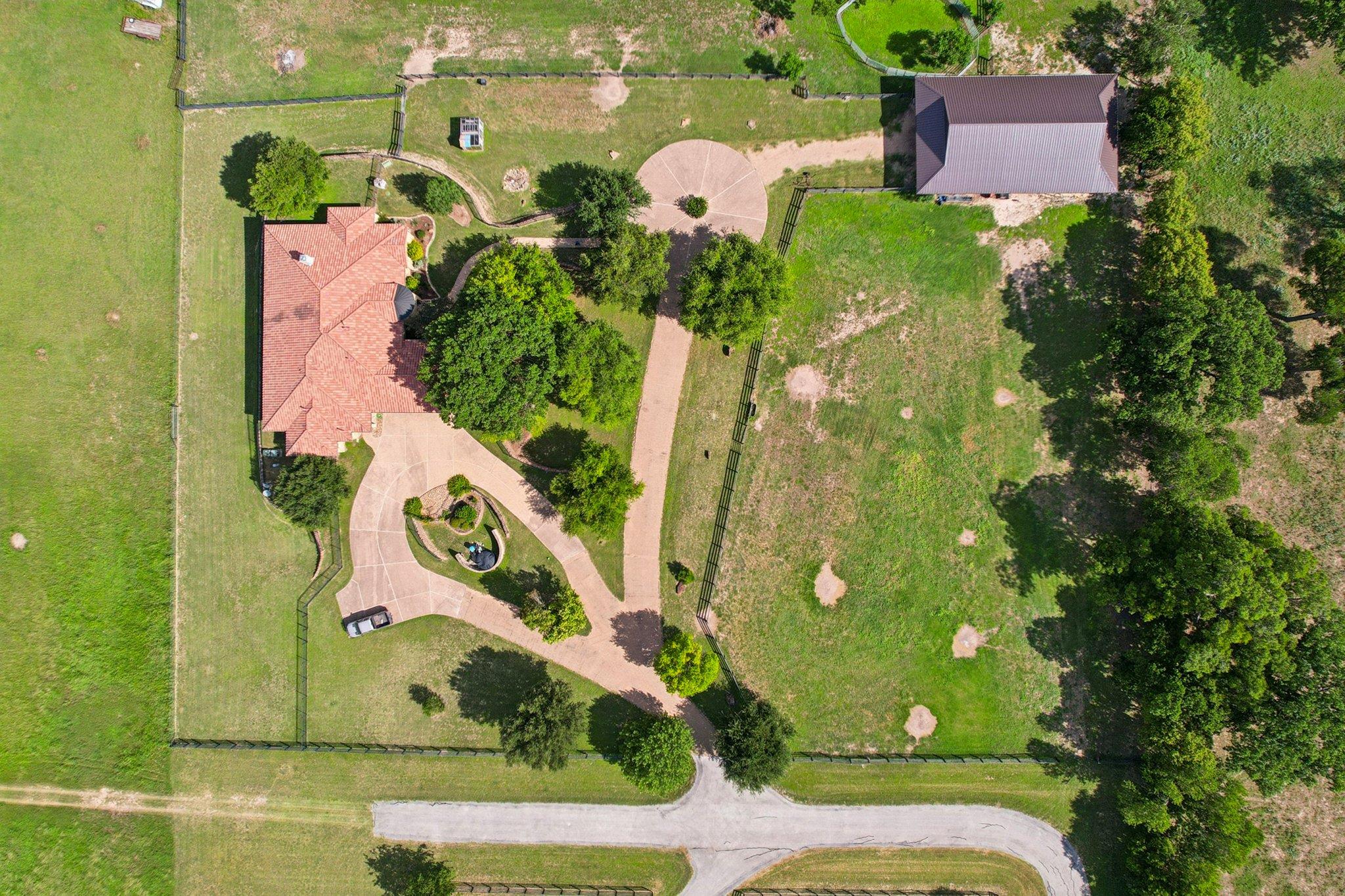 1995 County Road 103, Georgetown, TX 78626