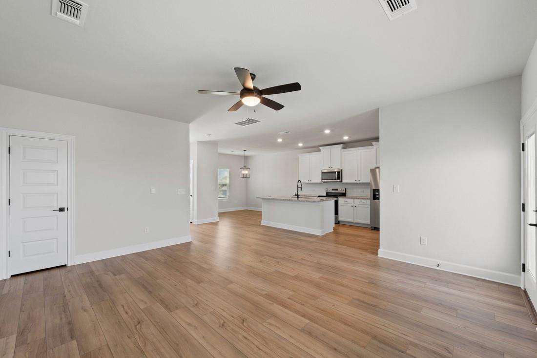 9320 Gladsome Path, Manor, TX 78653