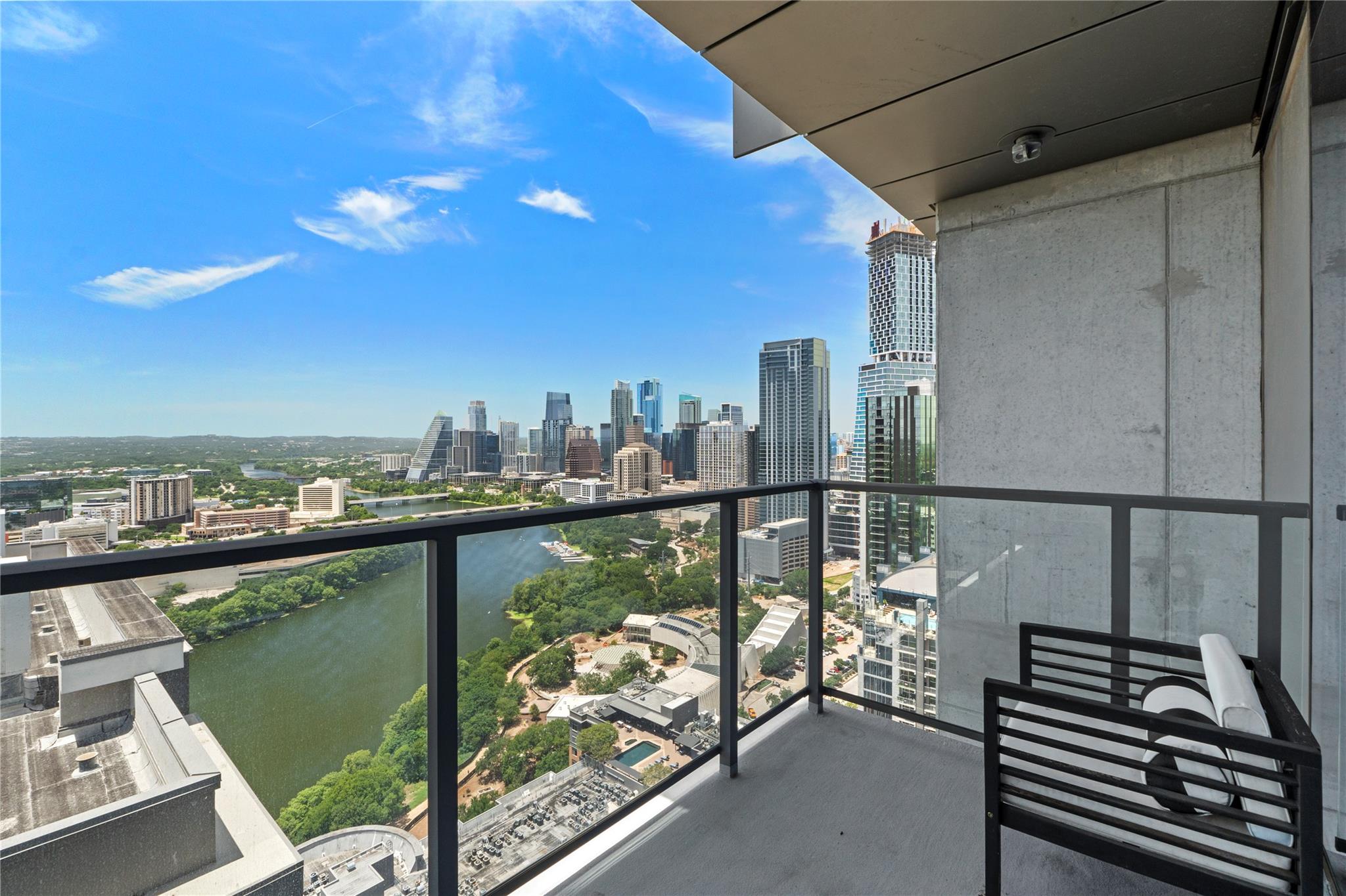 44 East Ave # 3103, Austin, TX 78701