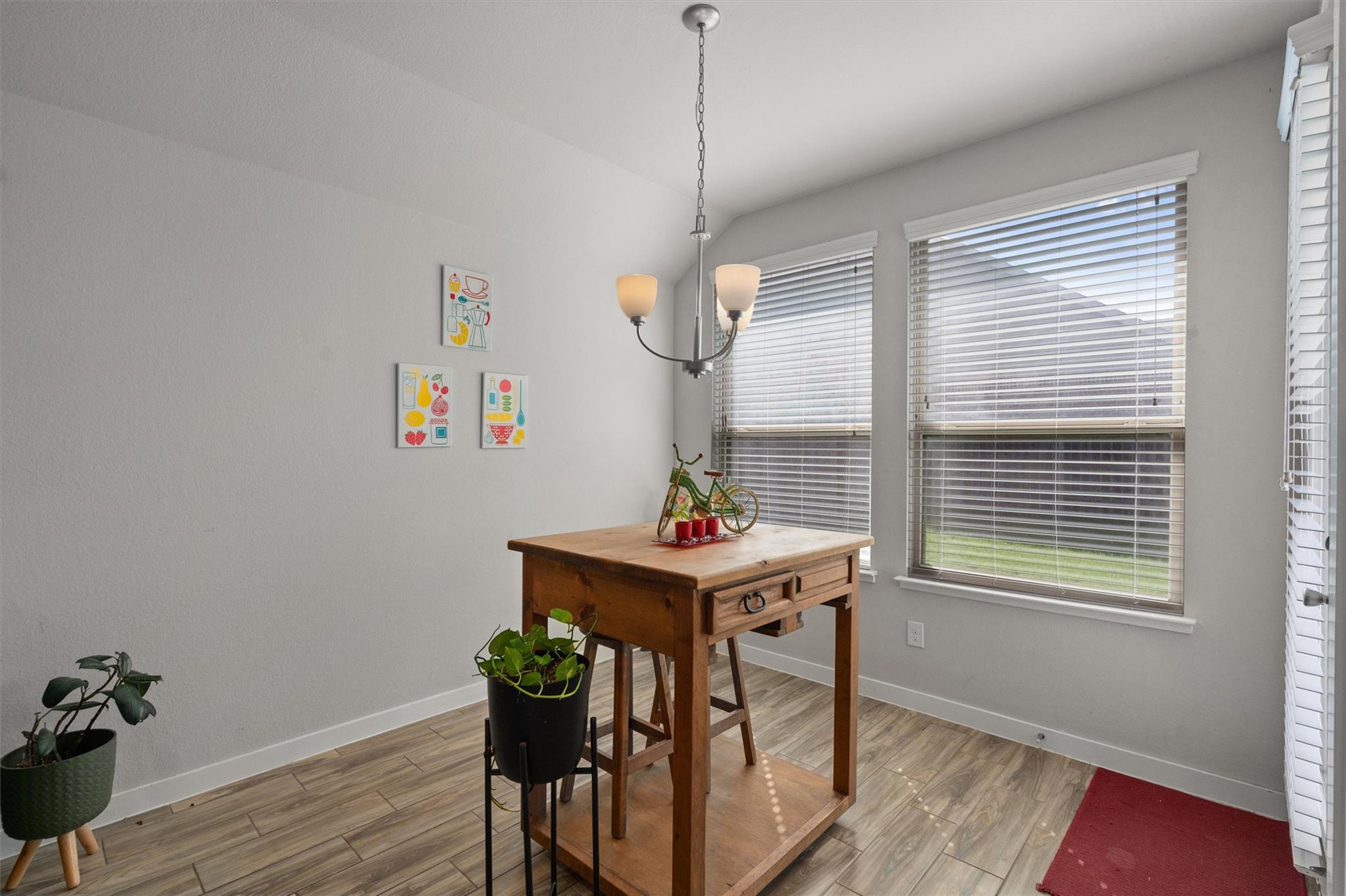 179 Knots Lndg, Kyle, TX 78640