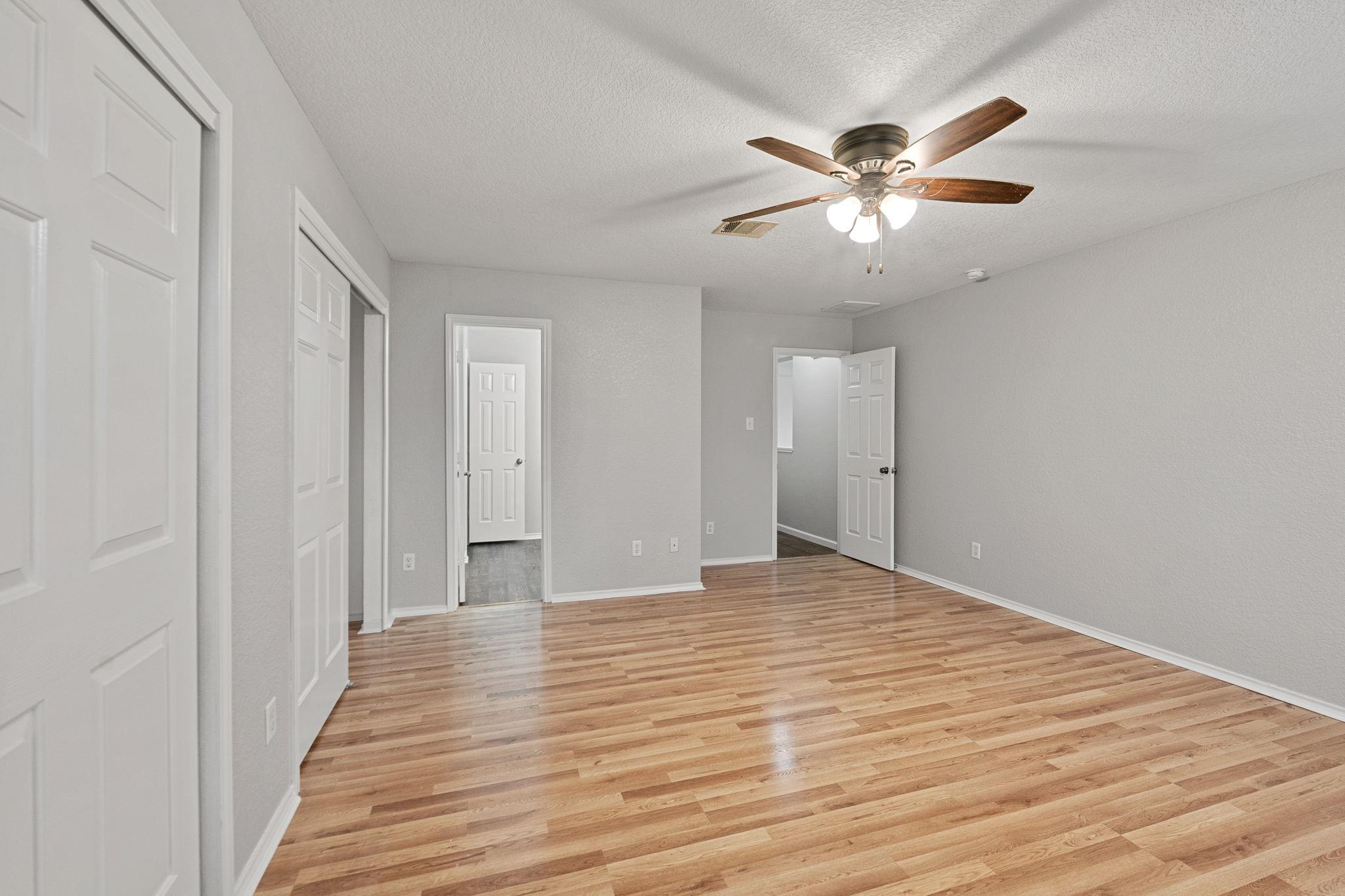 4209 Glacier Point Cv, Taylor, TX 76574