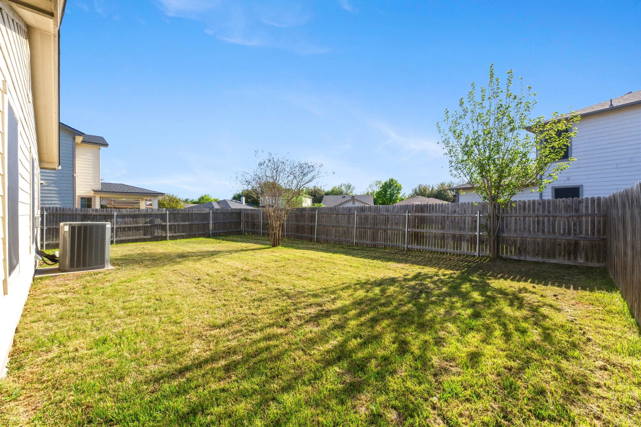 4209 Glacier Point Cv, Taylor, TX 76574