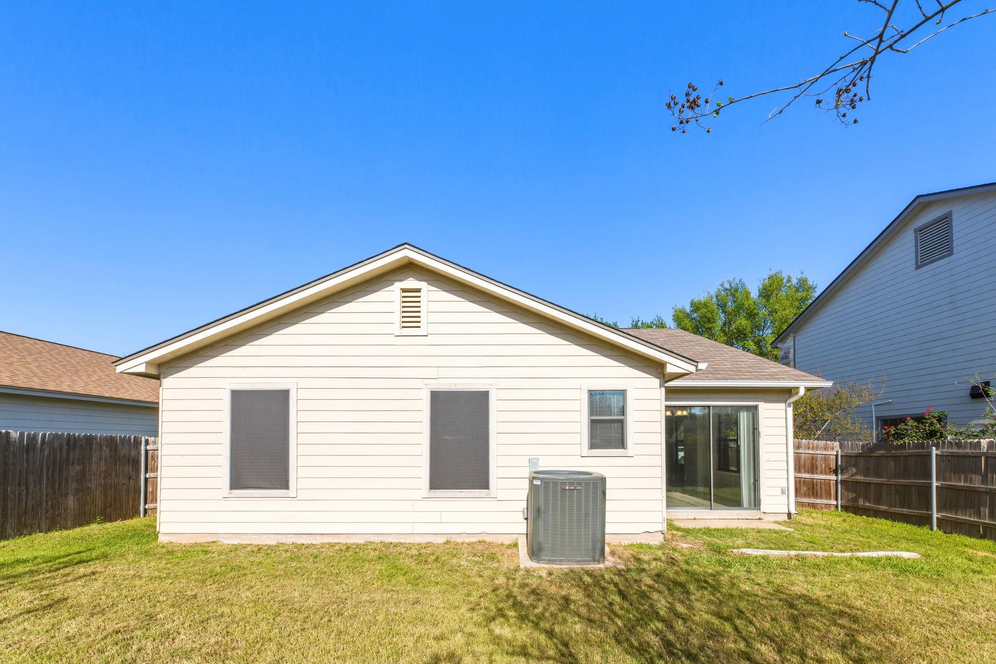 4209 Glacier Point Cv, Taylor, TX 76574