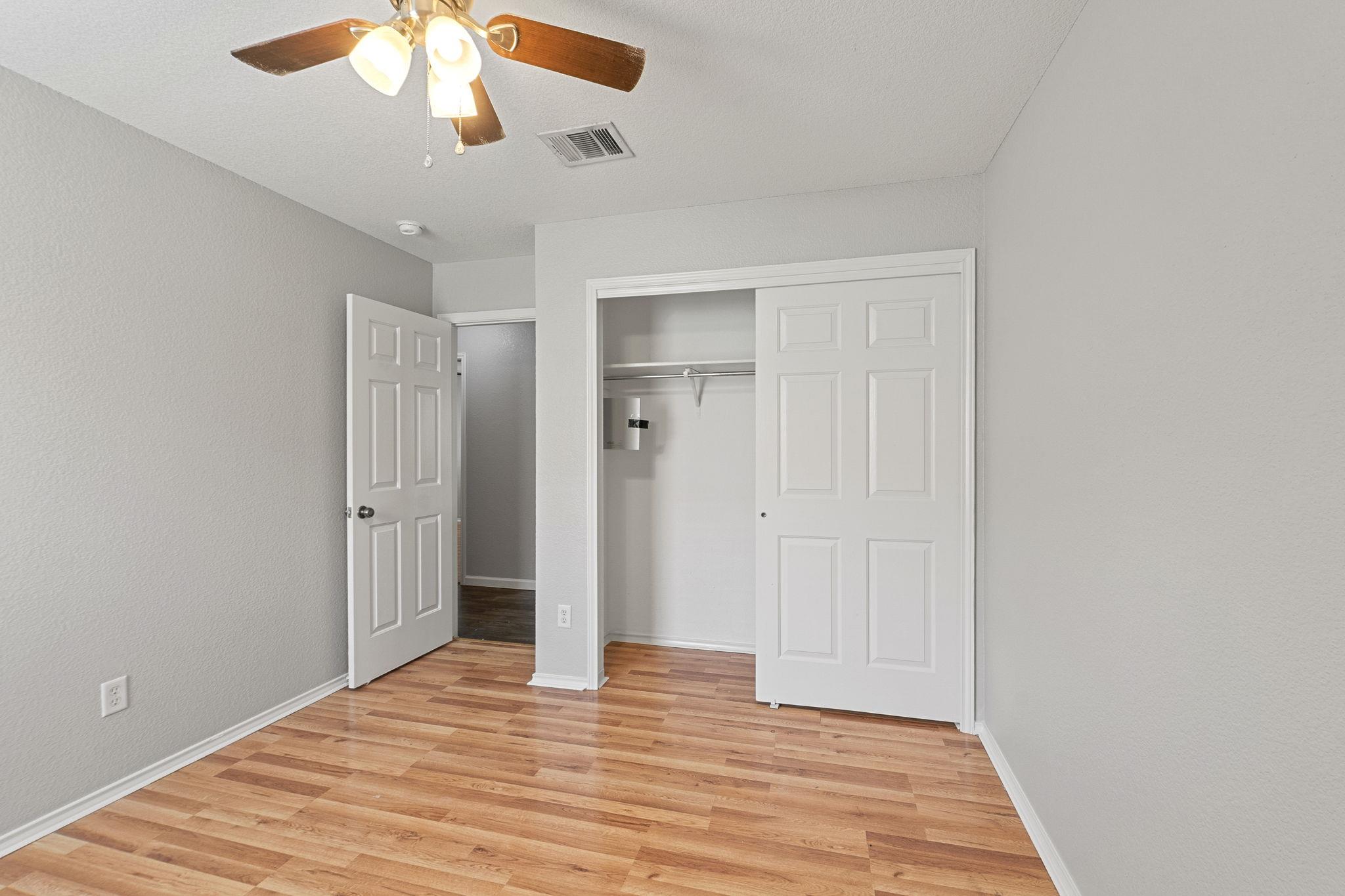 4209 Glacier Point Cv, Taylor, TX 76574