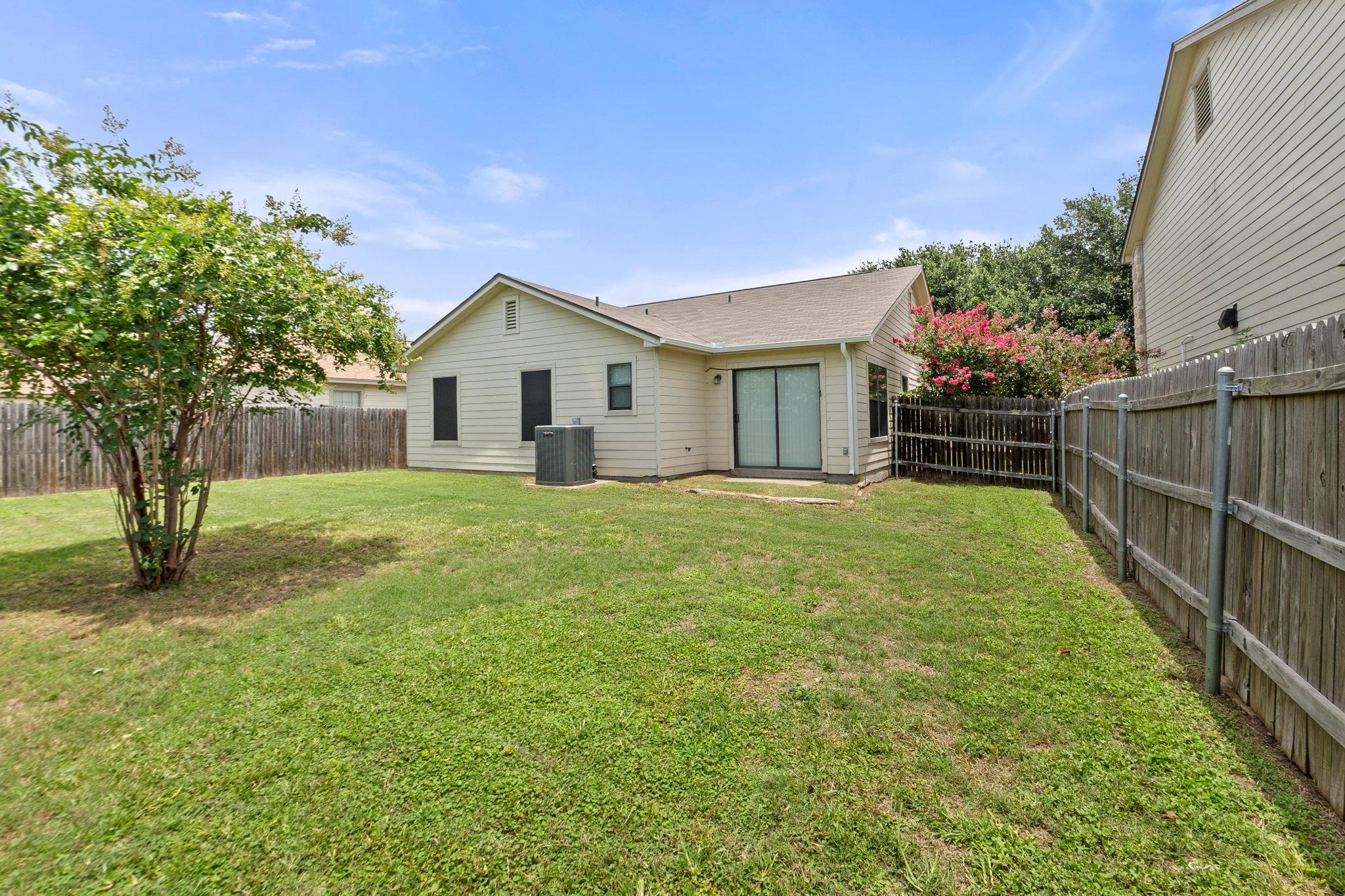 4209 Glacier Point Cv, Taylor, TX 76574