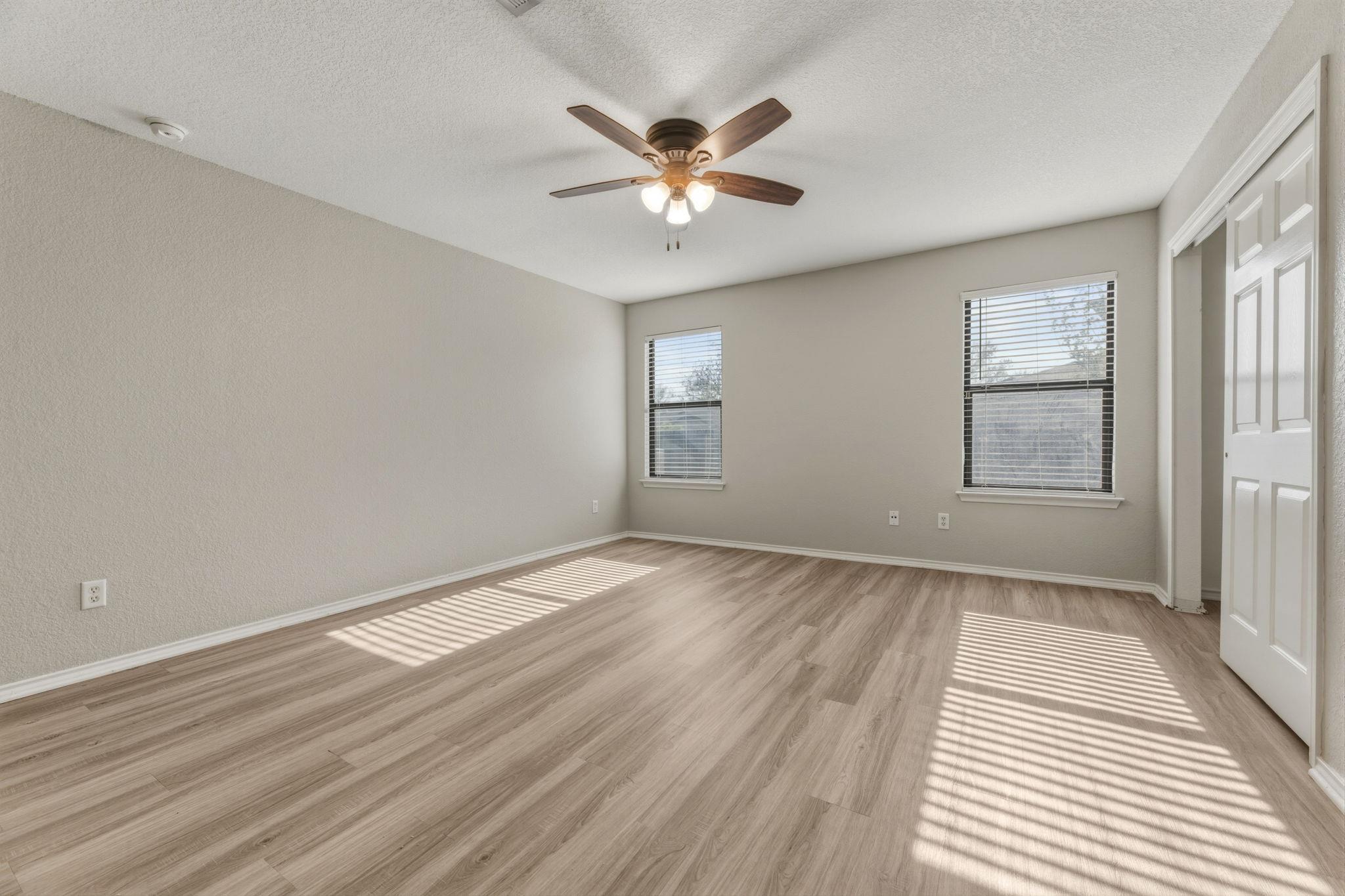 4209 Glacier Point Cv, Taylor, TX 76574