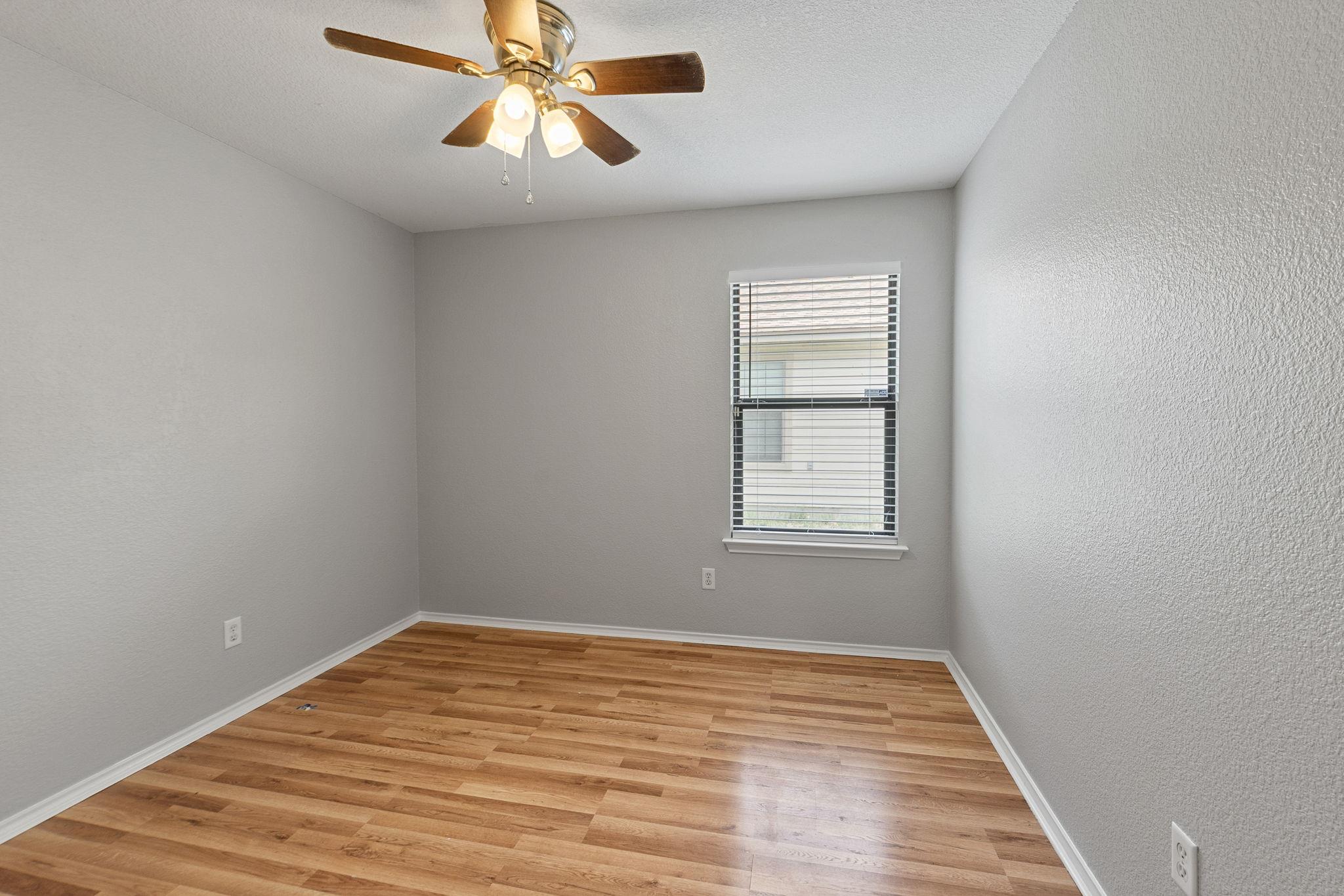 4209 Glacier Point Cv, Taylor, TX 76574