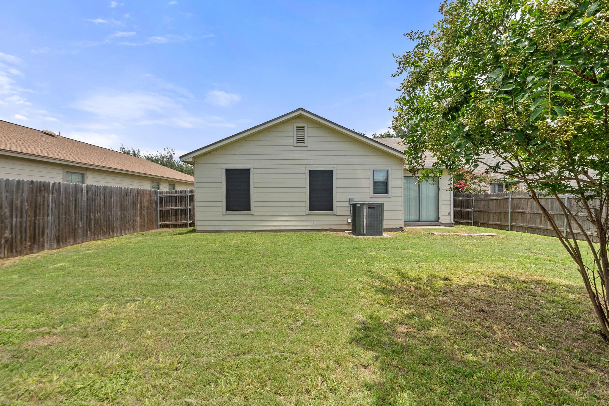 4209 Glacier Point Cv, Taylor, TX 76574