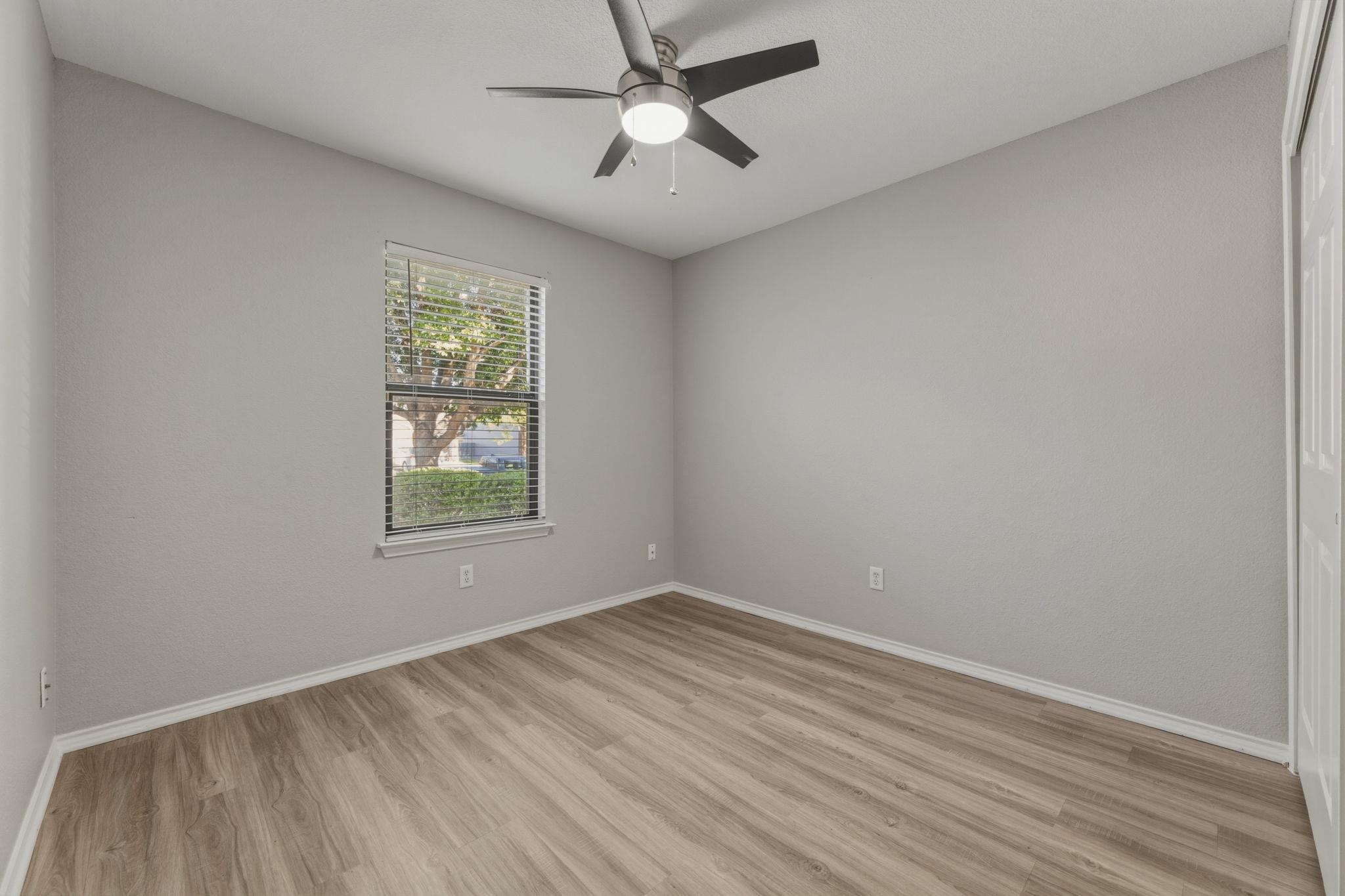 4209 Glacier Point Cv, Taylor, TX 76574