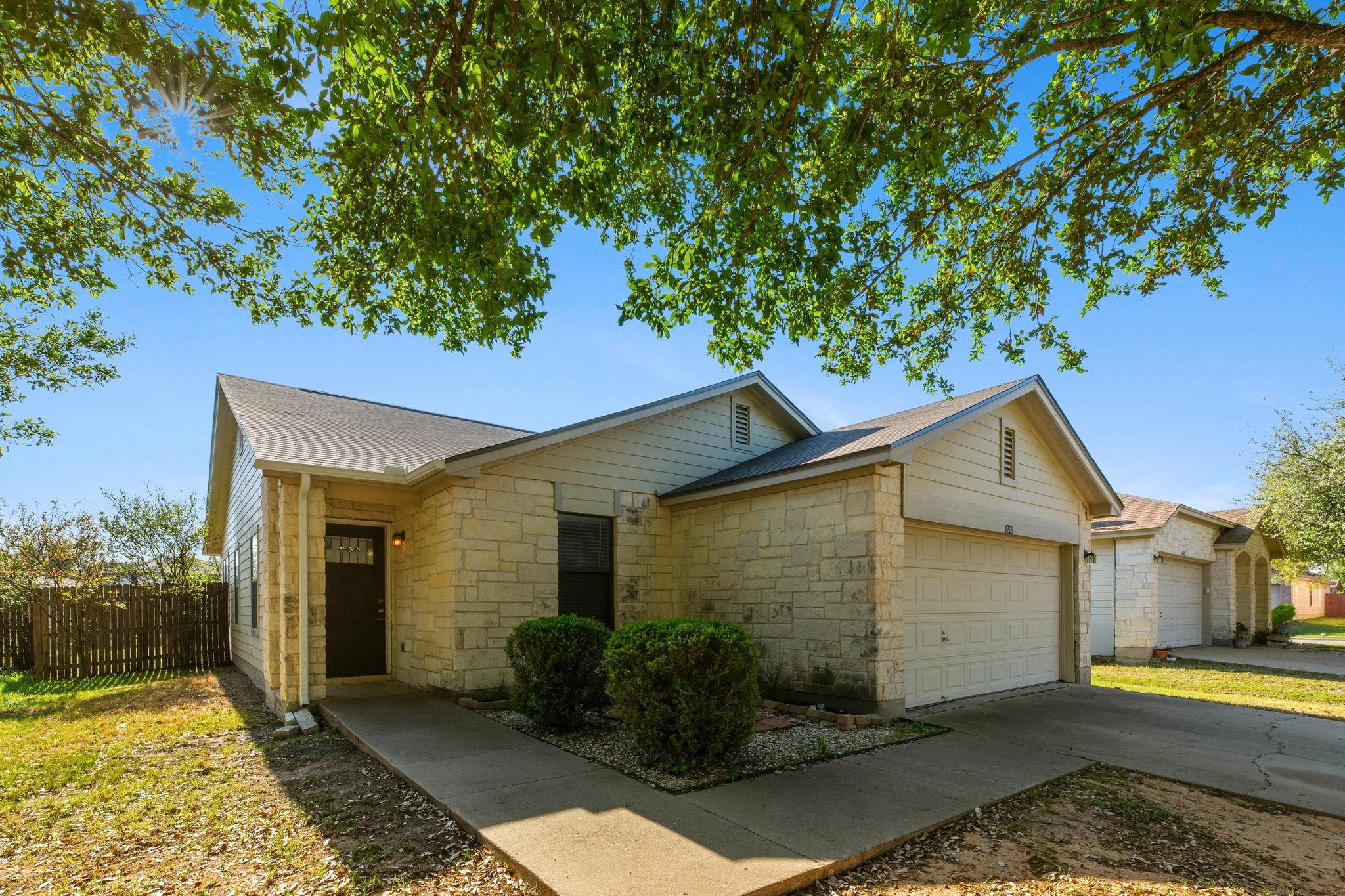 4209 Glacier Point Cv, Taylor, TX 76574