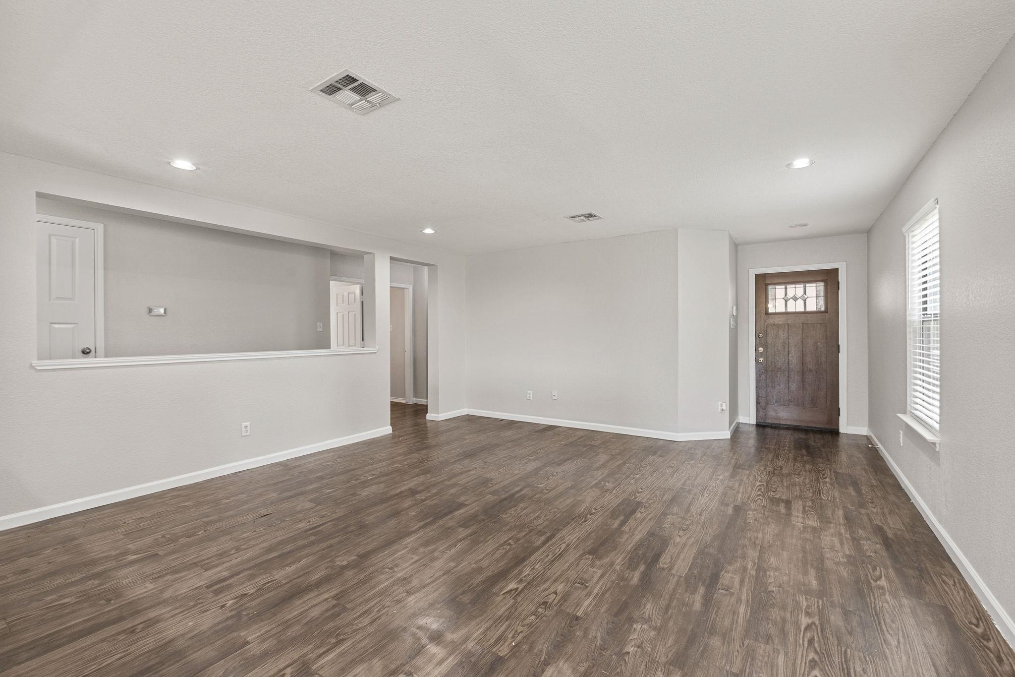 4209 Glacier Point Cv, Taylor, TX 76574
