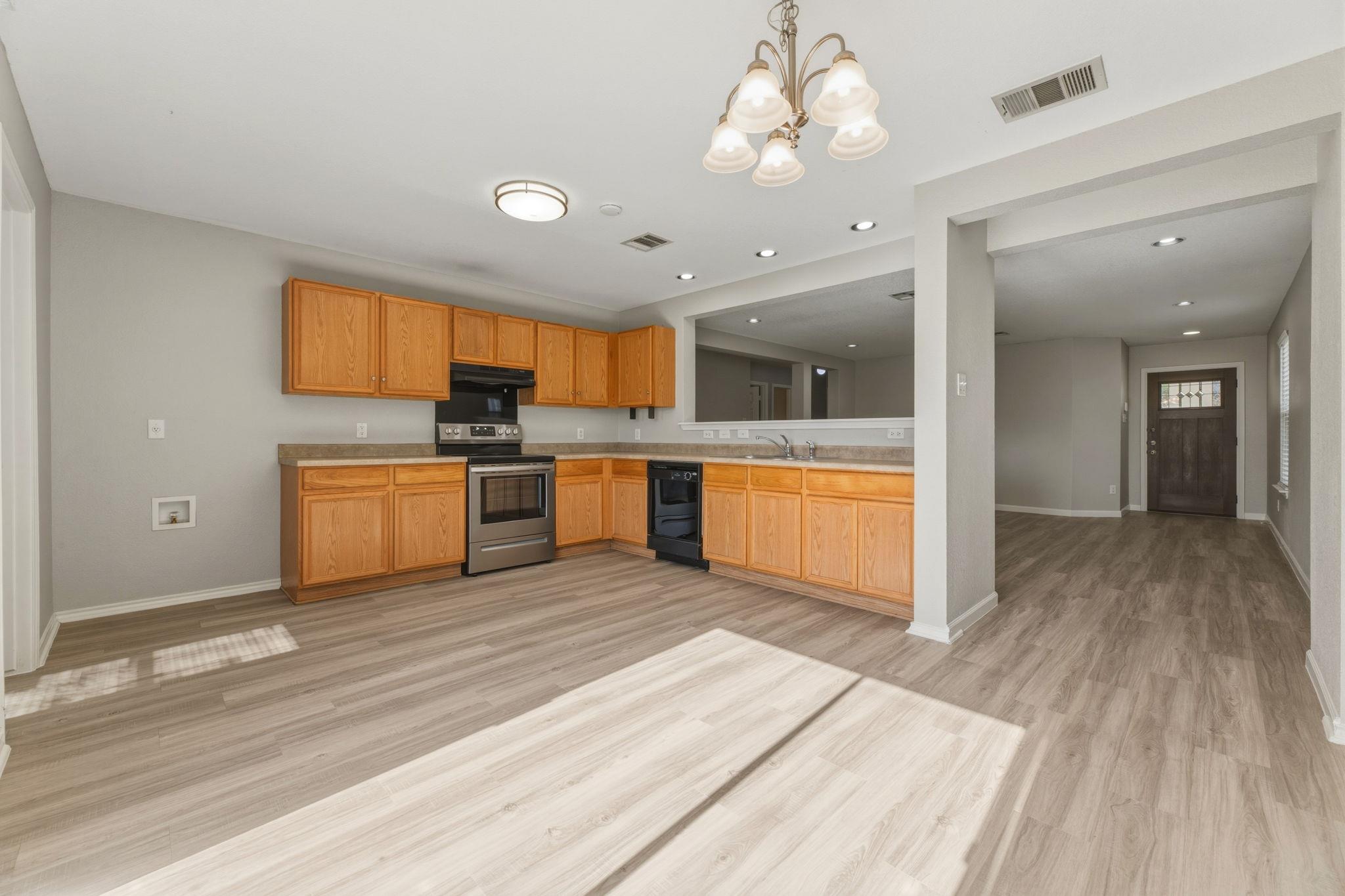 4209 Glacier Point Cv, Taylor, TX 76574