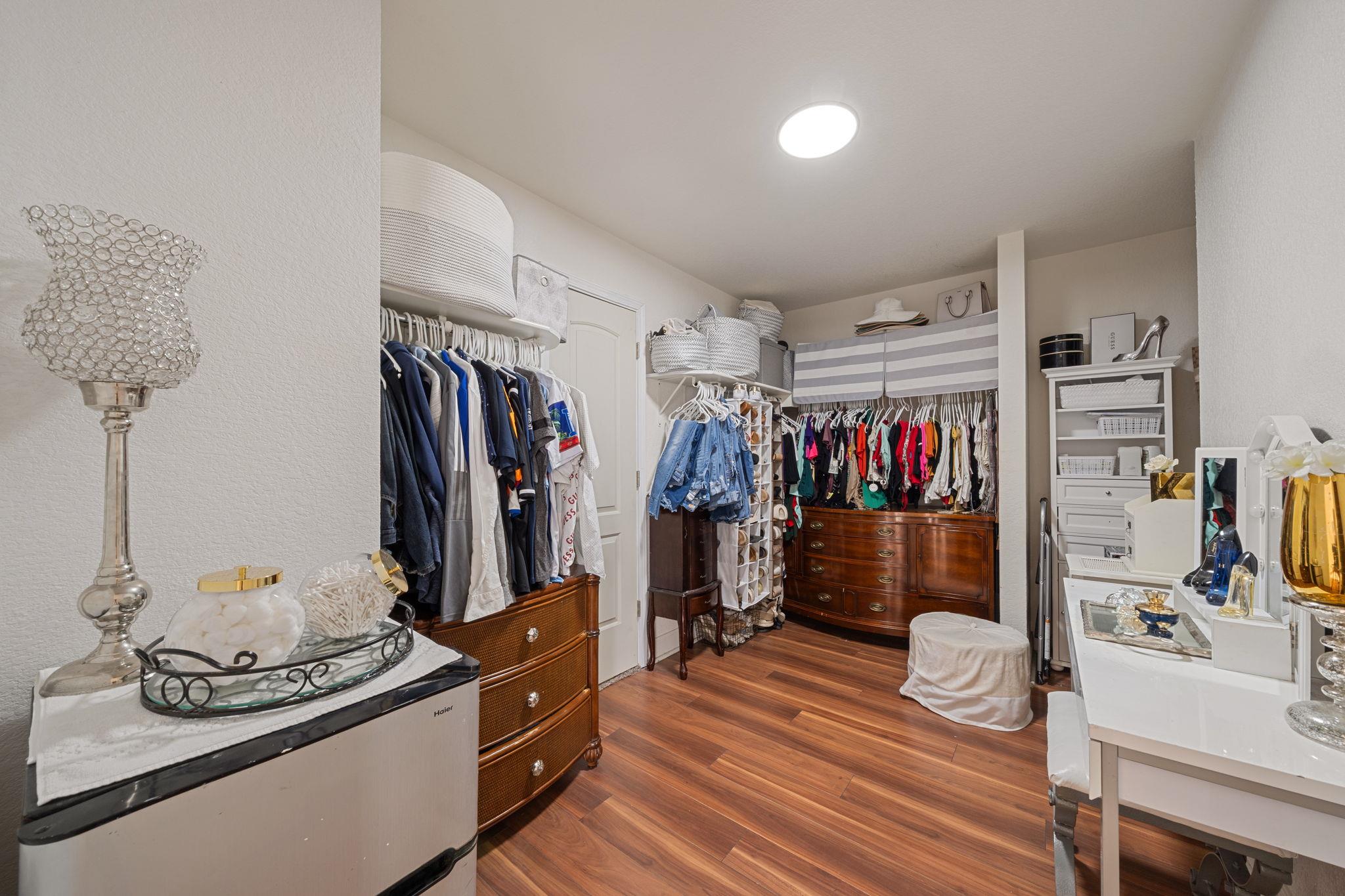 5816 Welsh Way, Del Valle, TX 78617