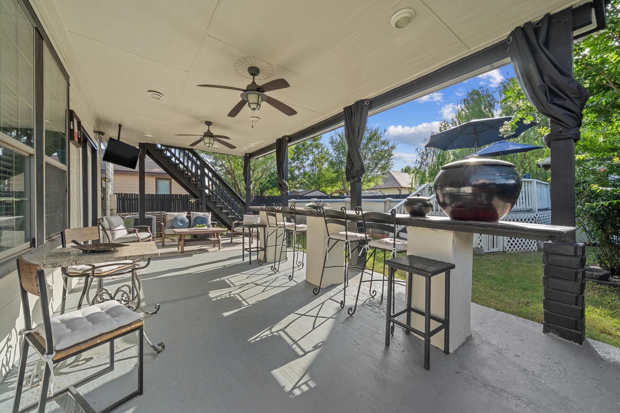 5816 Welsh Way, Del Valle, TX 78617