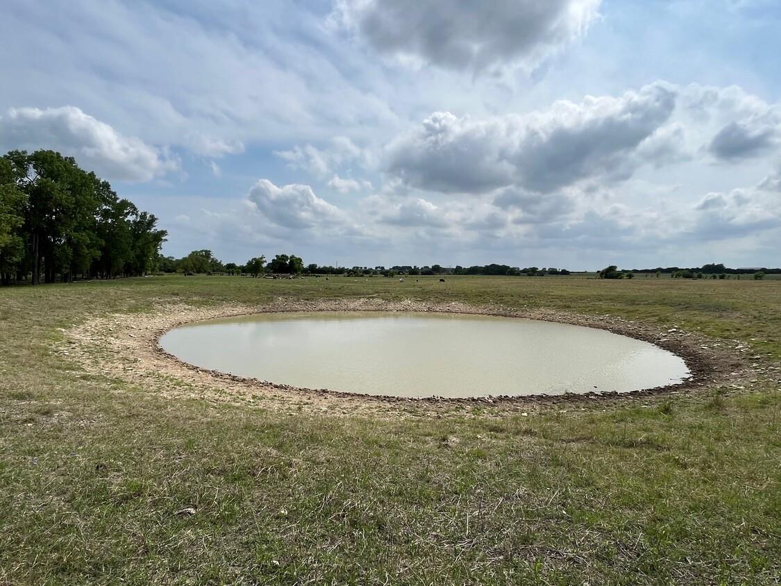 000 County Rd 269, Oglesby, TX 76561