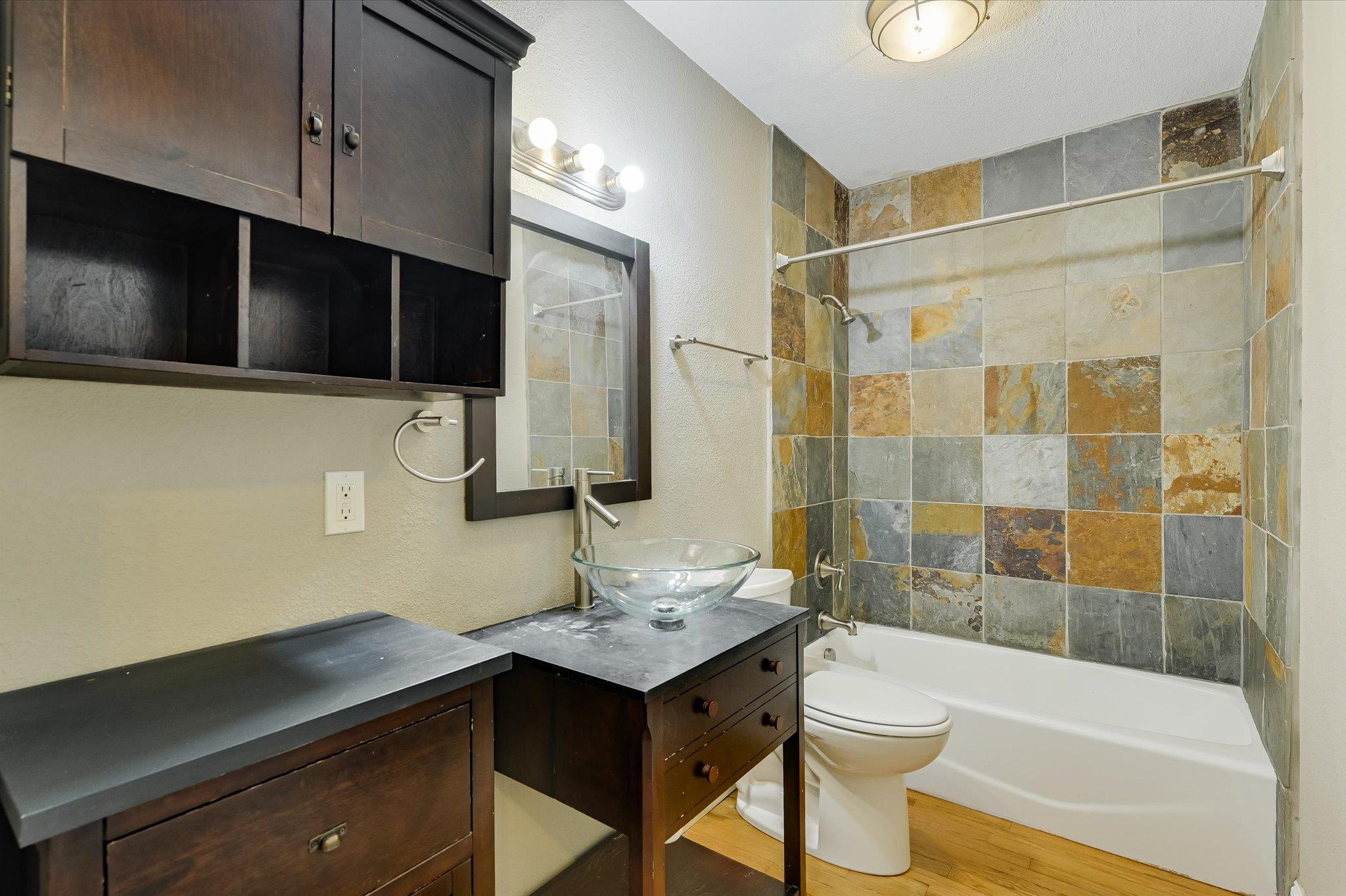 907 Chicon St, Austin, TX 78702