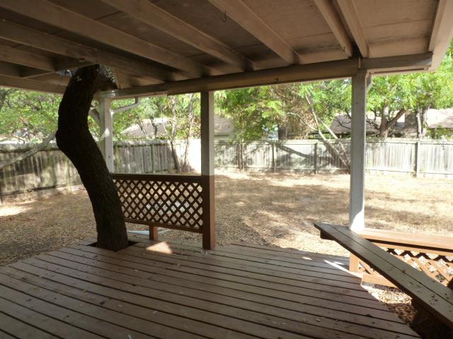 8502 Slant Oak Dr, Austin, TX 78729