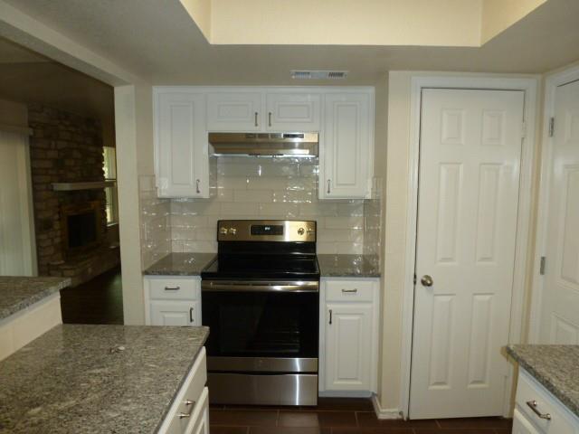 8502 Slant Oak Dr, Austin, TX 78729