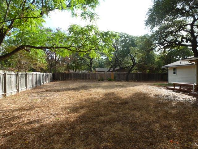 8502 Slant Oak Dr, Austin, TX 78729