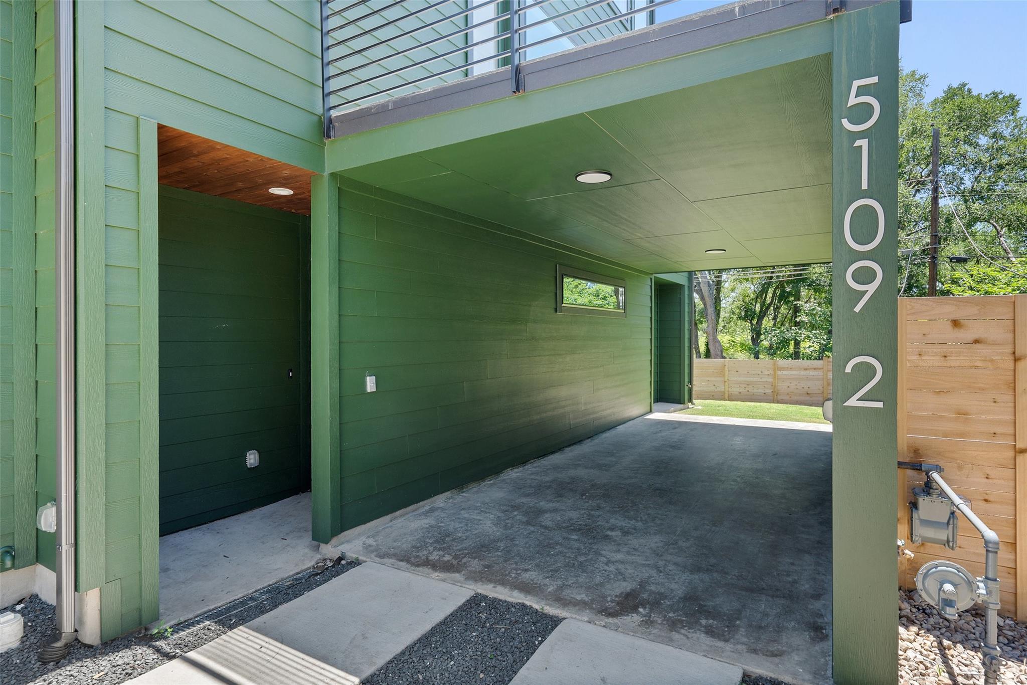 5109 Stone Gate Dr # 2, Austin, TX 78721