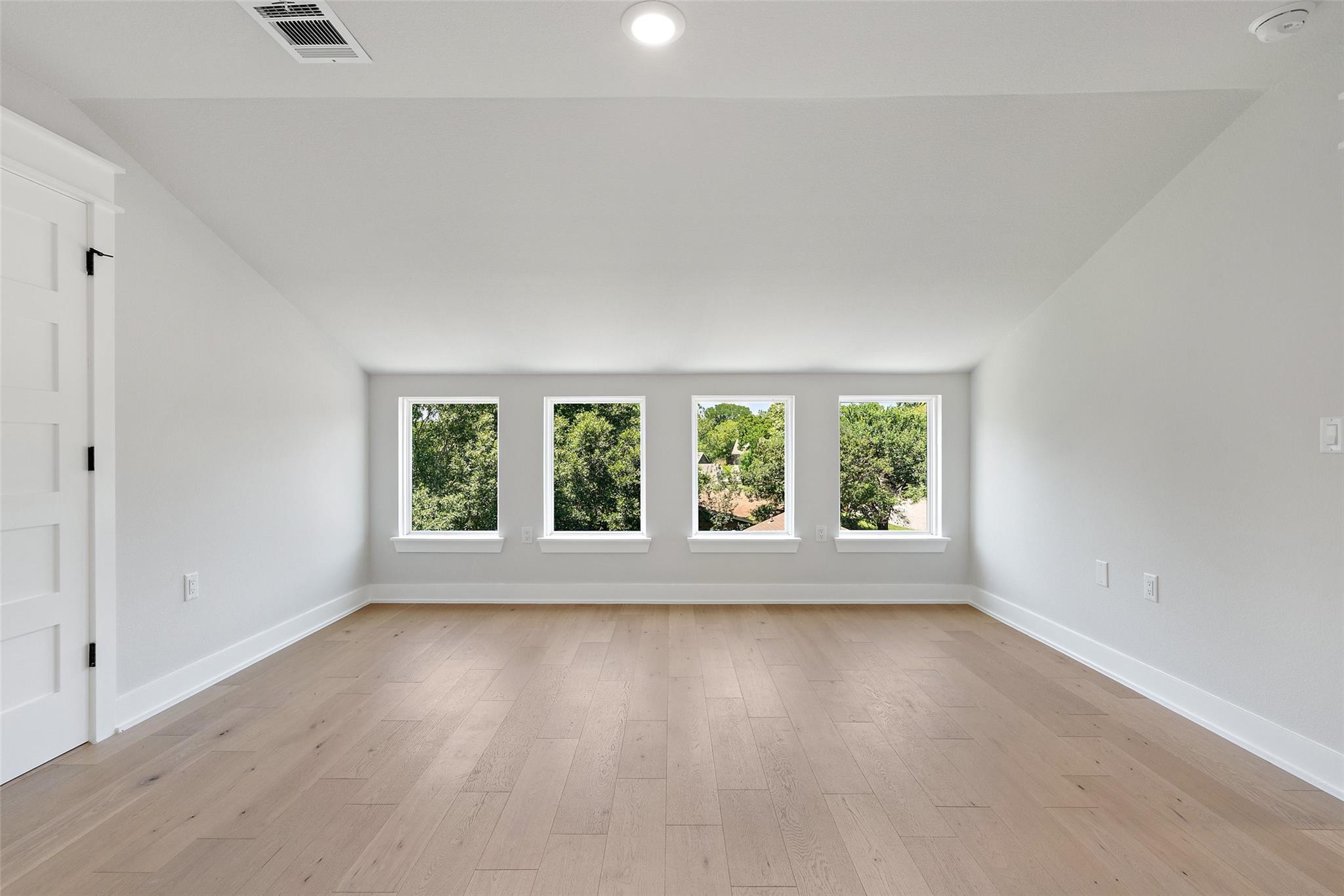 5109 Stone Gate Dr # 2, Austin, TX 78721