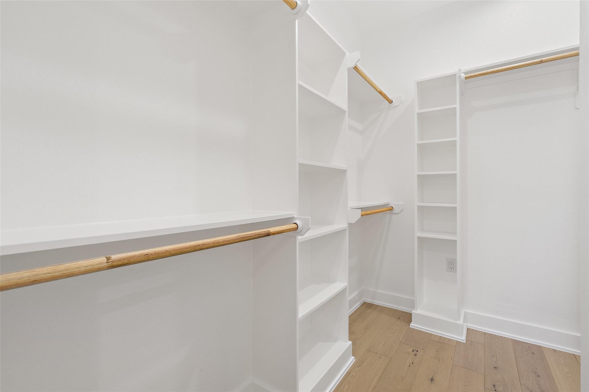 5109 Stone Gate Dr # 2, Austin, TX 78721