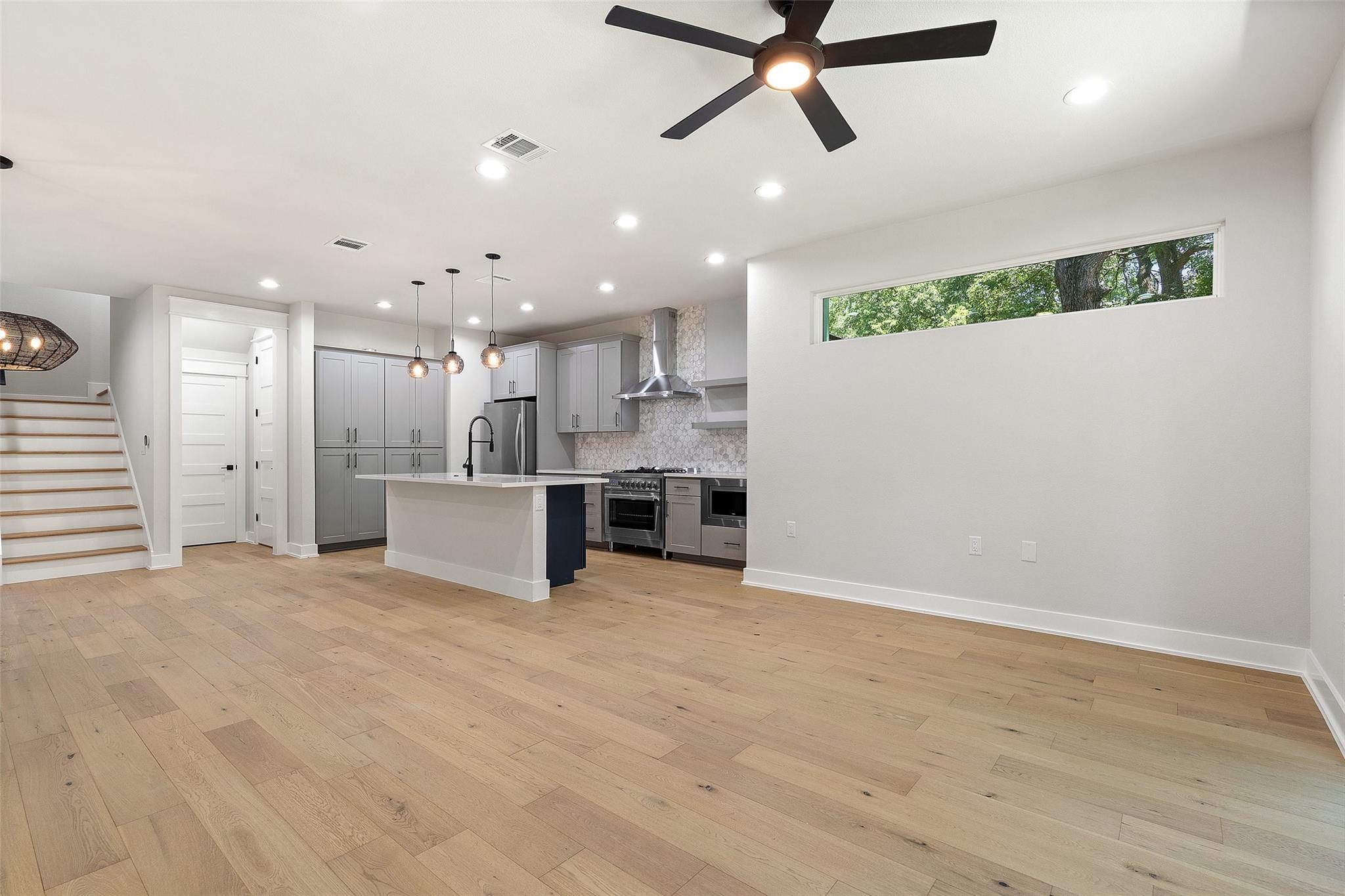 5109 Stone Gate Dr # 2, Austin, TX 78721