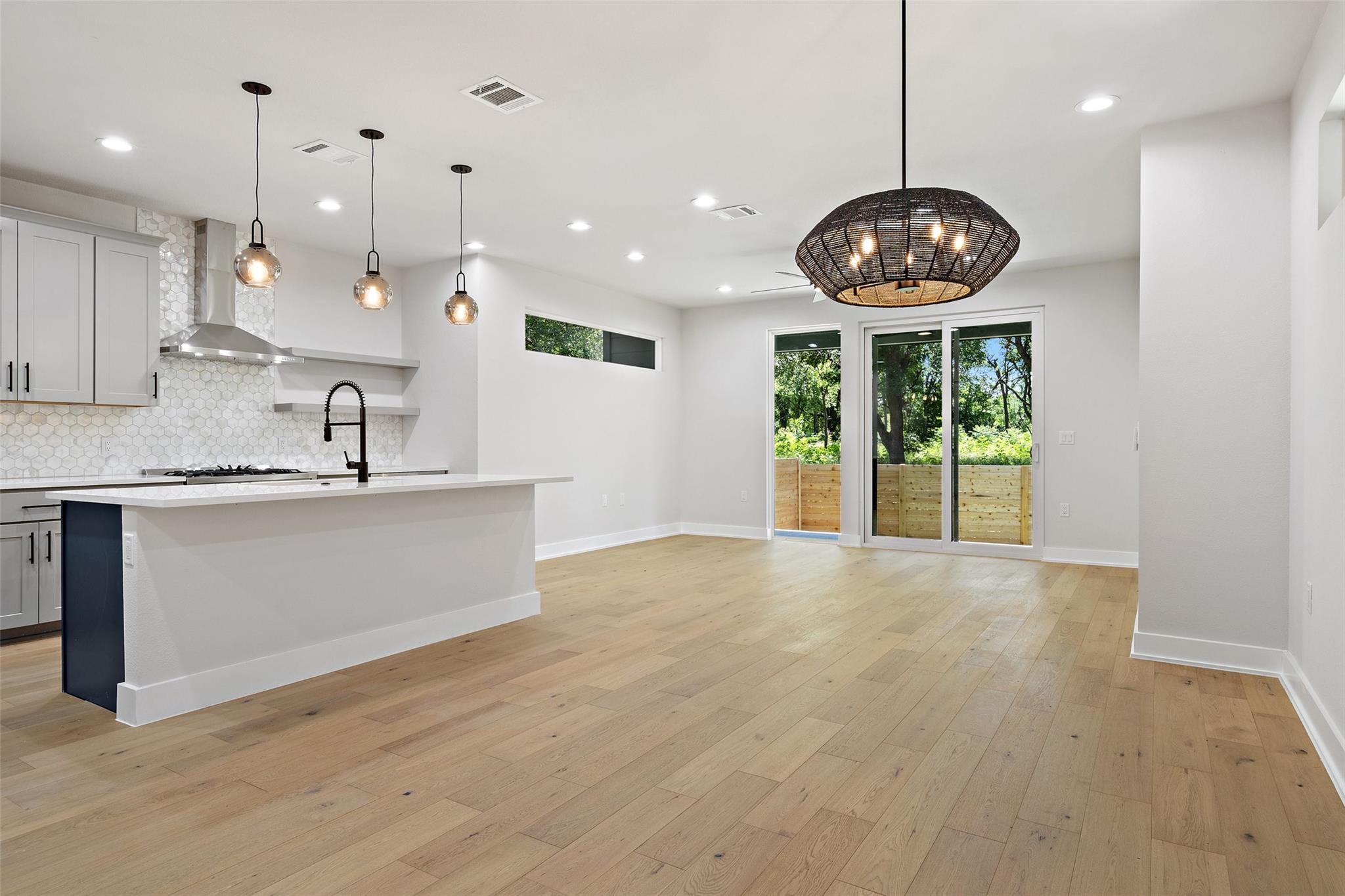 5109 Stone Gate Dr # 2, Austin, TX 78721