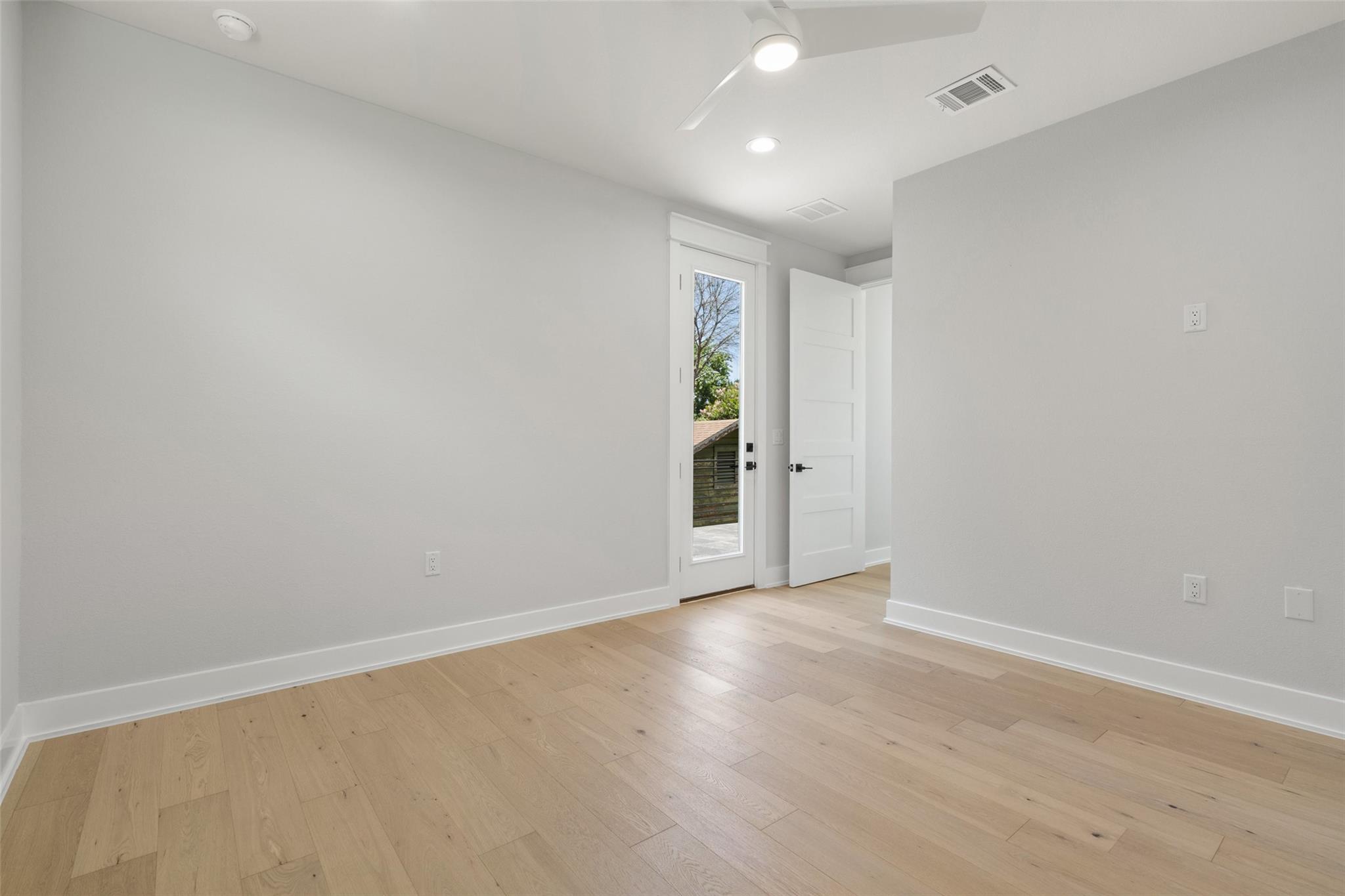 5109 Stone Gate Dr # 2, Austin, TX 78721