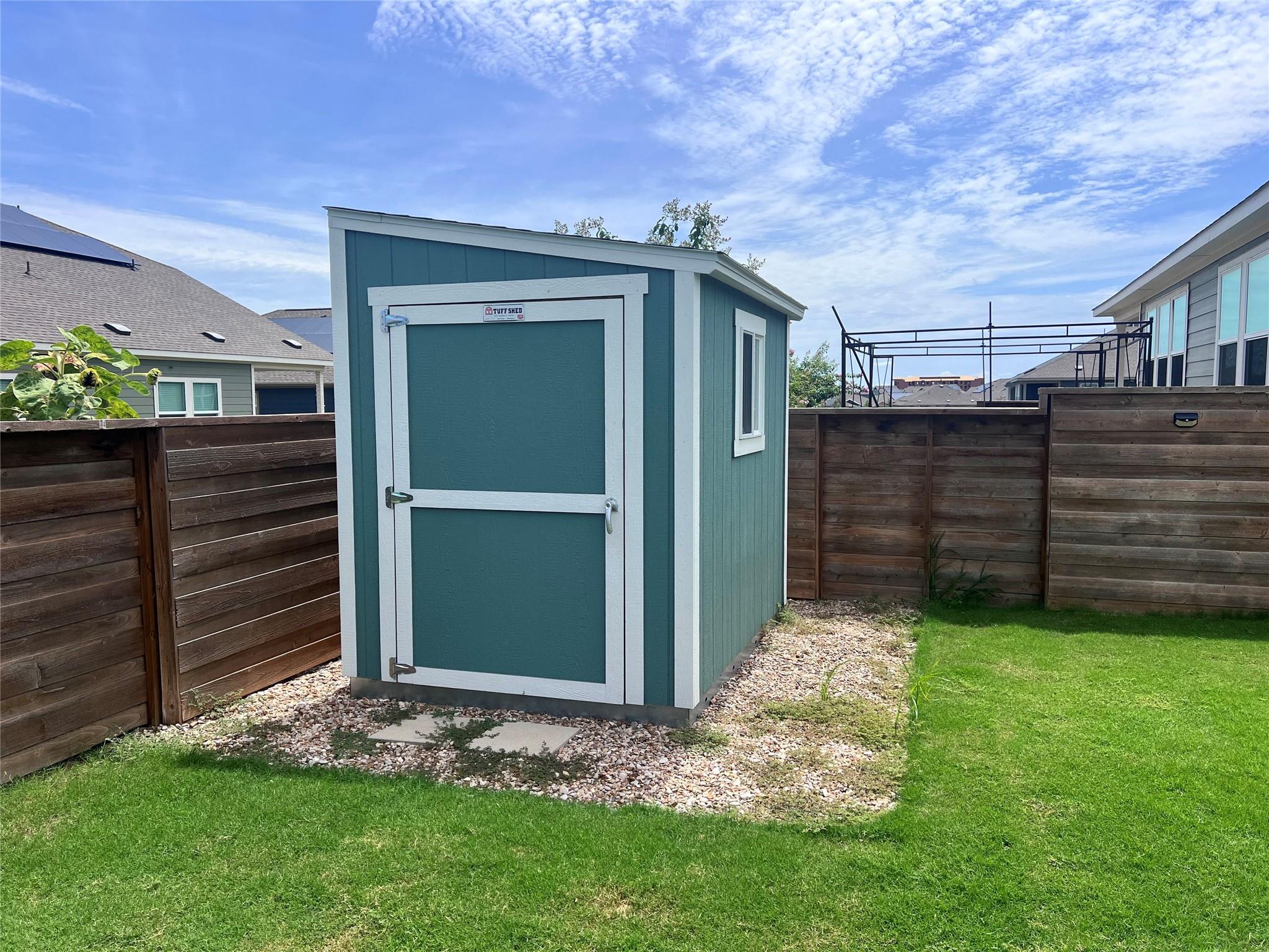 160 Santiago, Kyle, TX 78640
