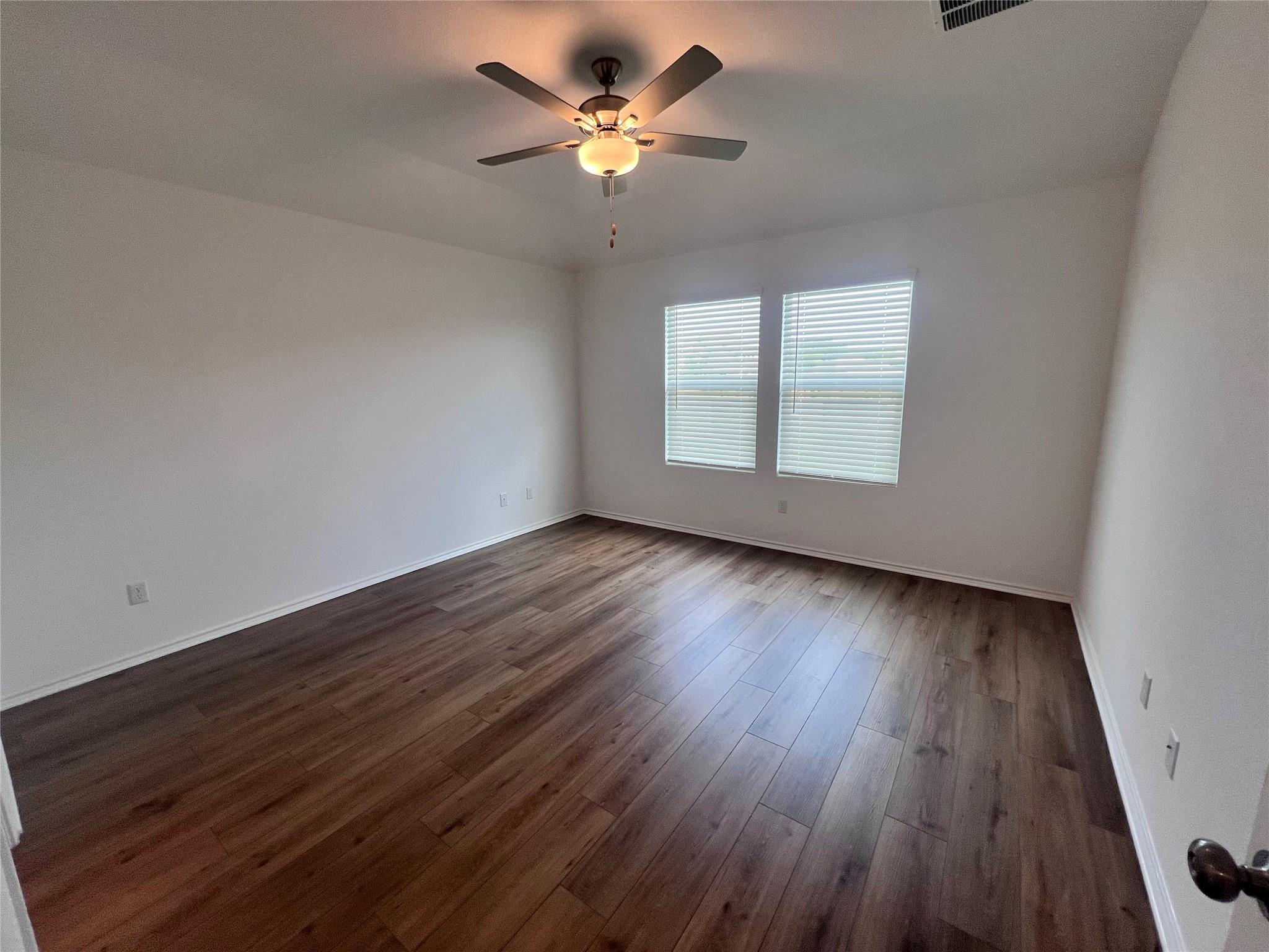 160 Santiago, Kyle, TX 78640