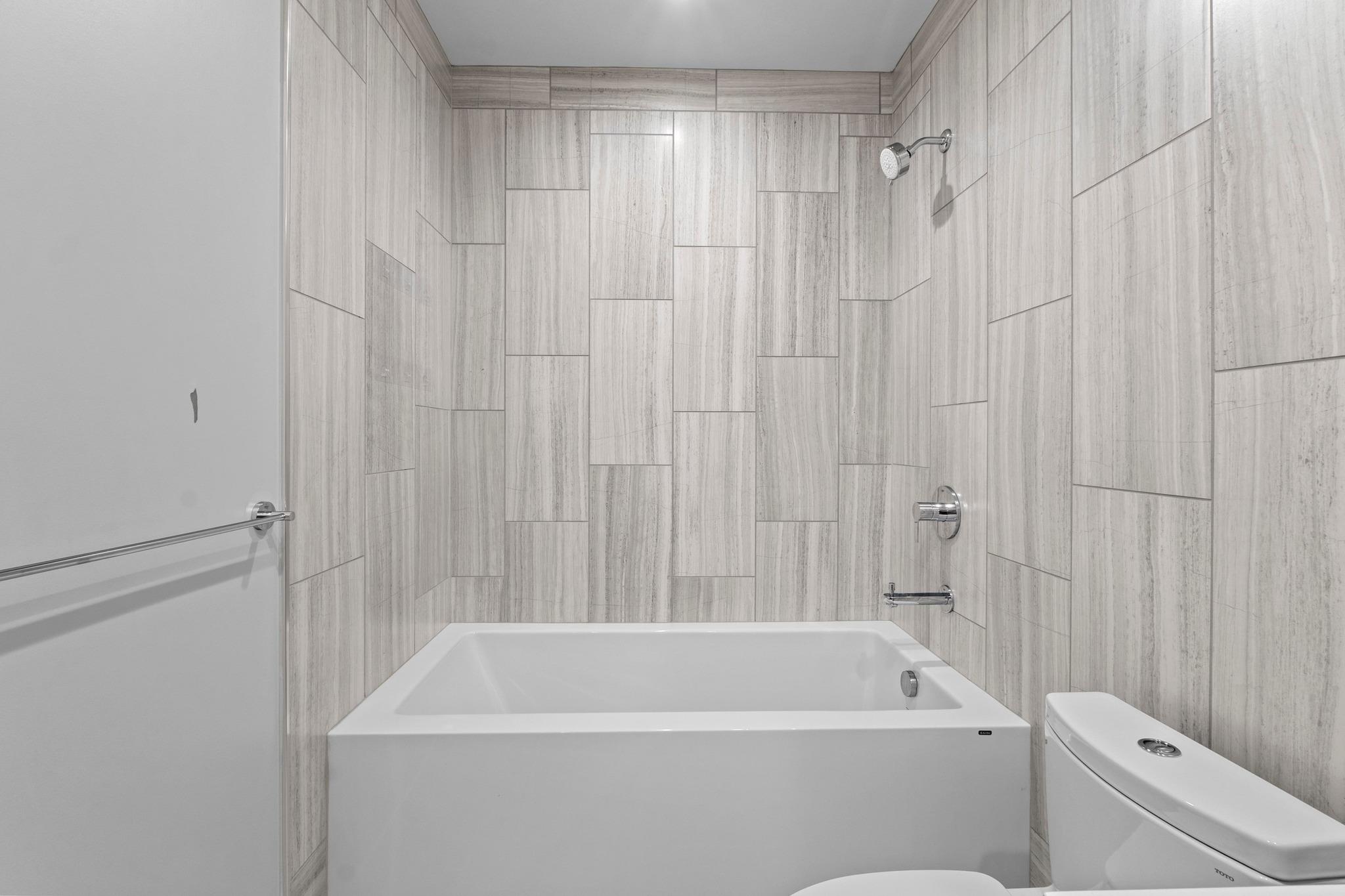 44 East Ave # 2106, Austin, TX 78701