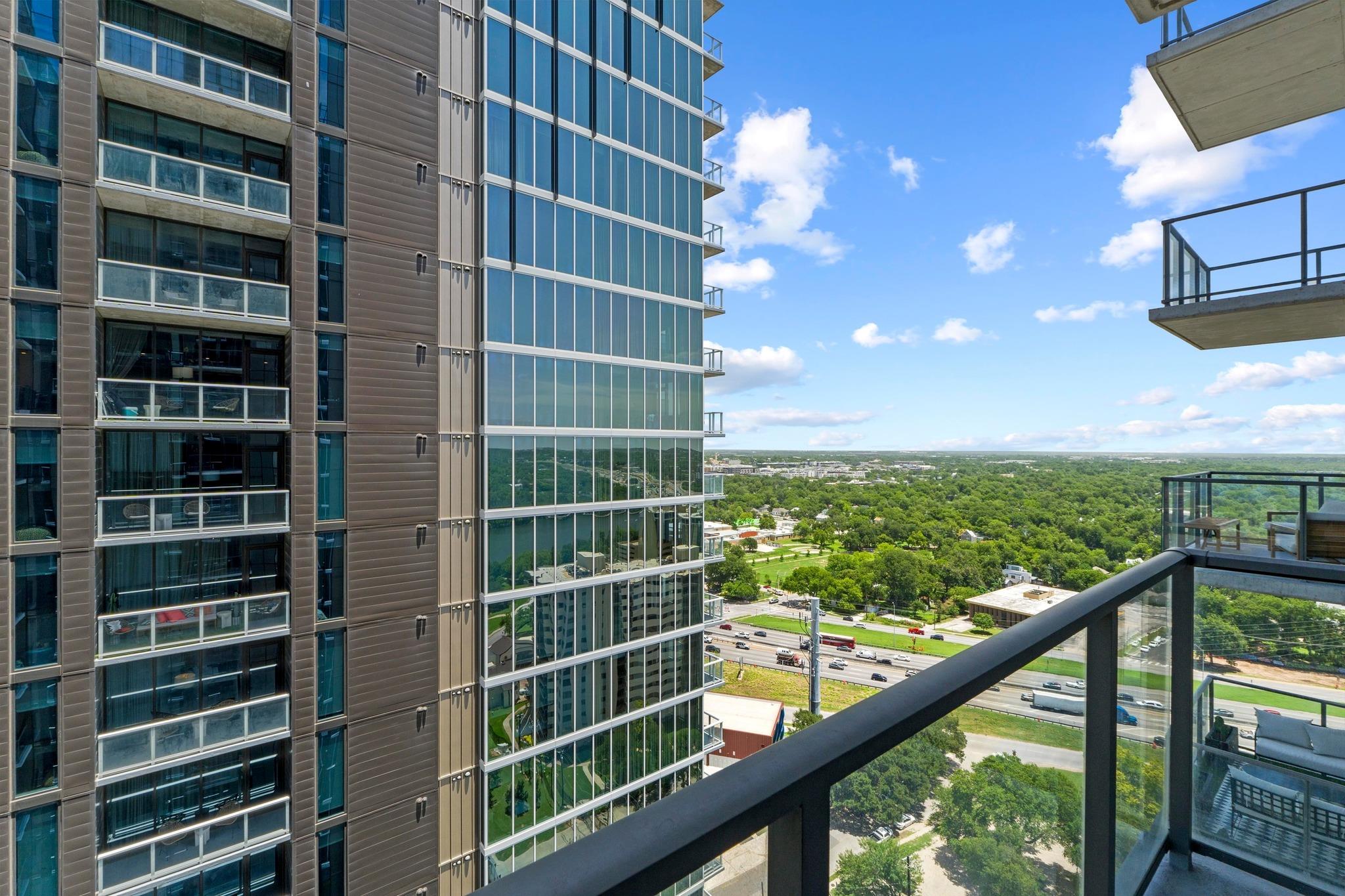 44 East Ave # 2106, Austin, TX 78701