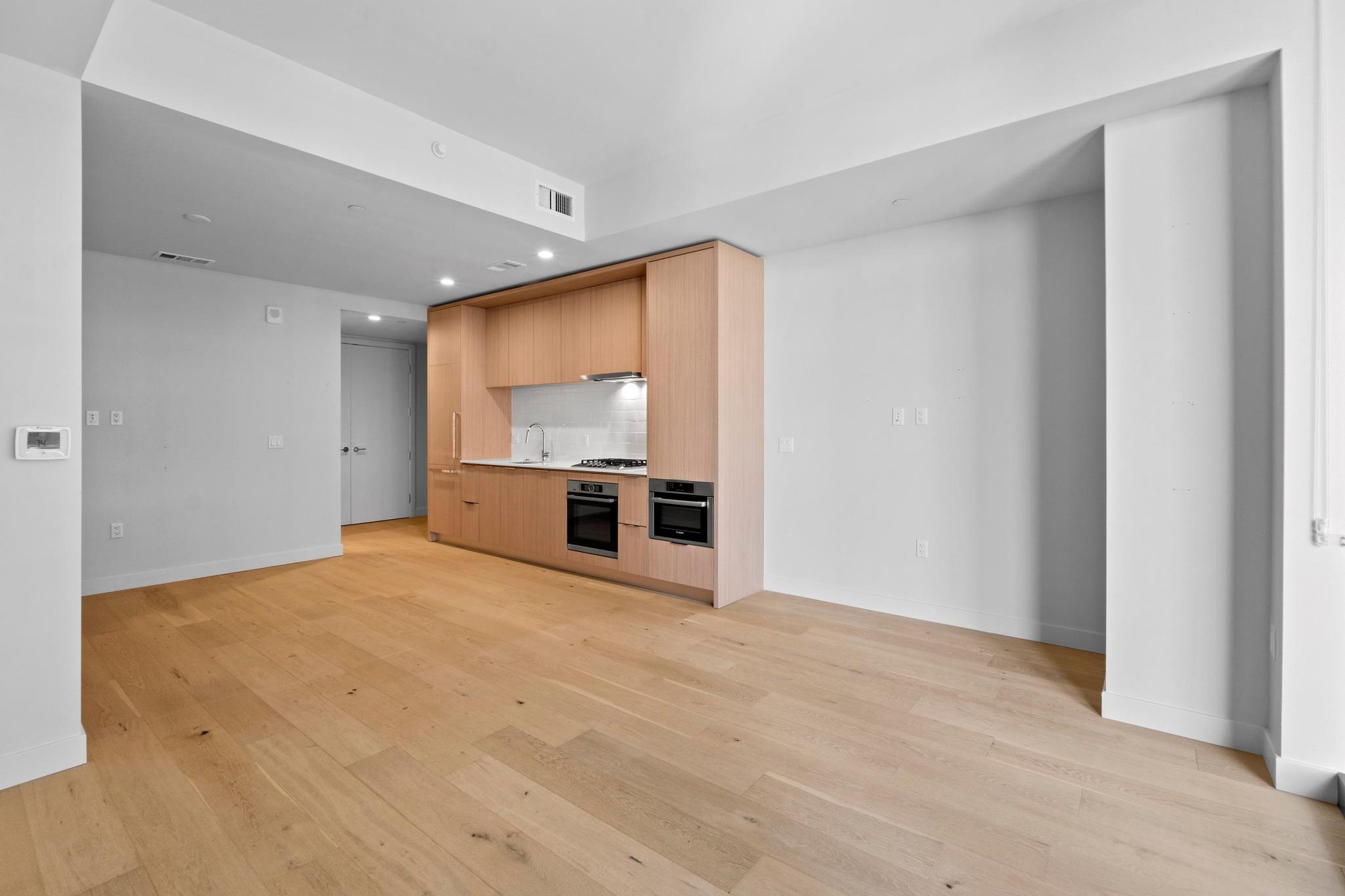 44 East Ave # 2106, Austin, TX 78701