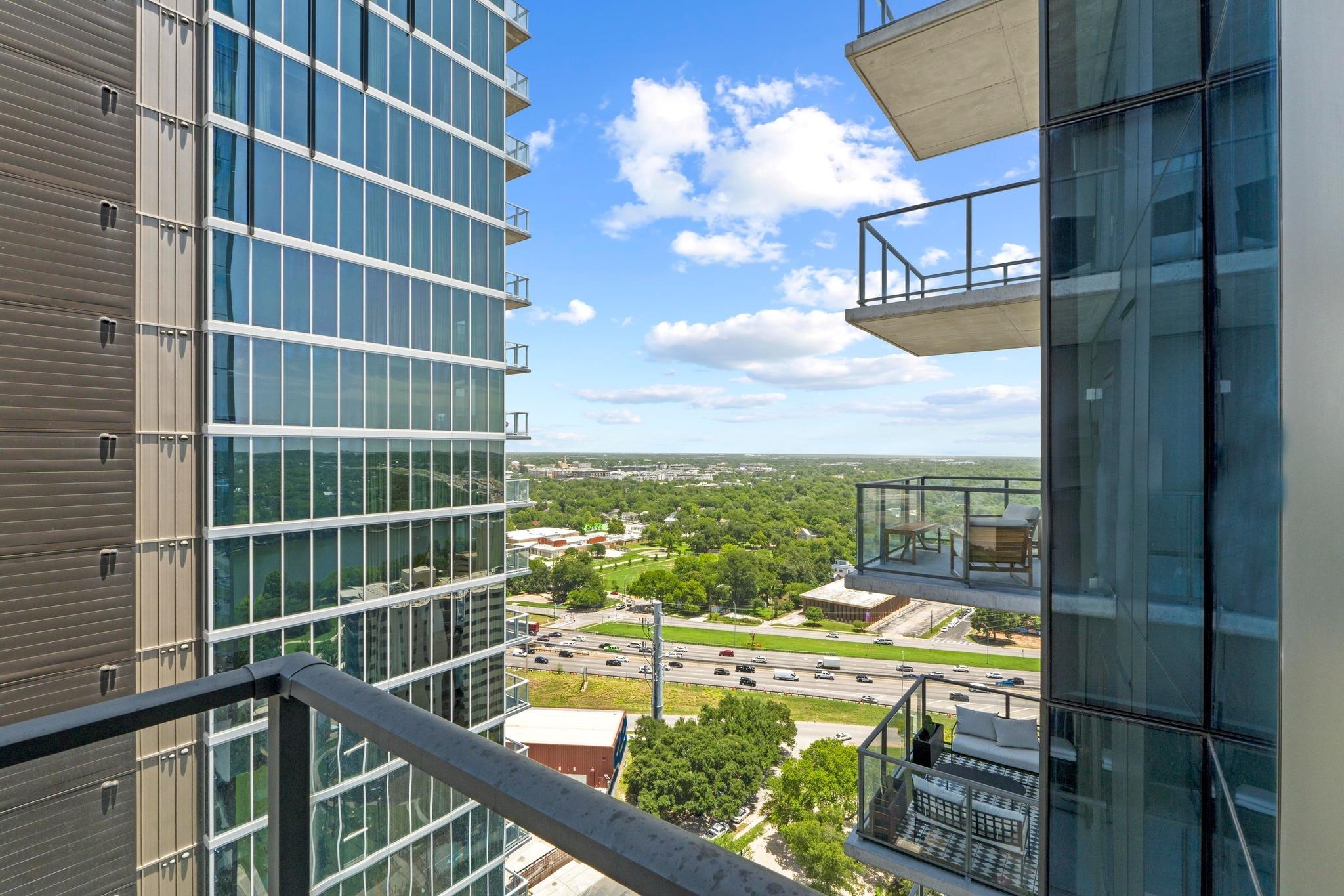44 East Ave # 2106, Austin, TX 78701