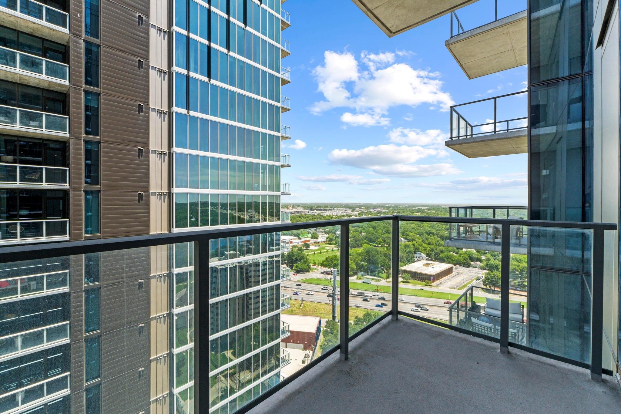 44 East Ave # 2106, Austin, TX 78701