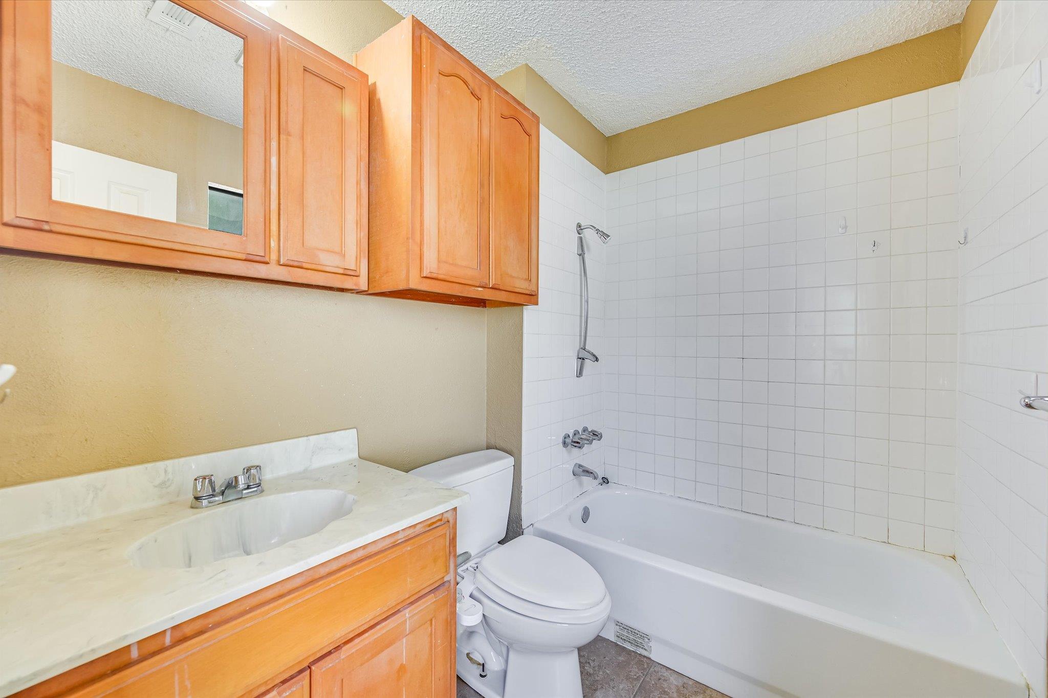 1800 Tamra Ct, Round Rock, TX 78681