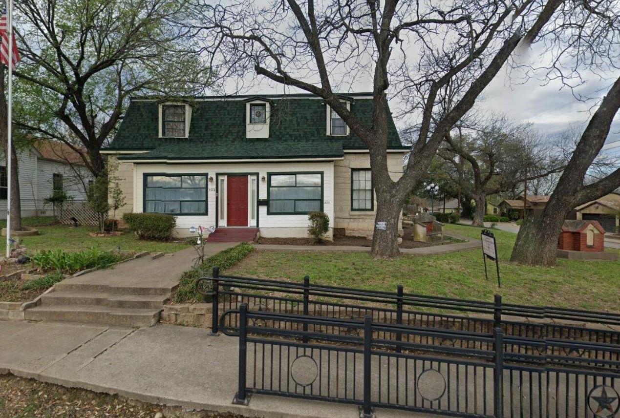 400 S Main St, Belton, TX 76513