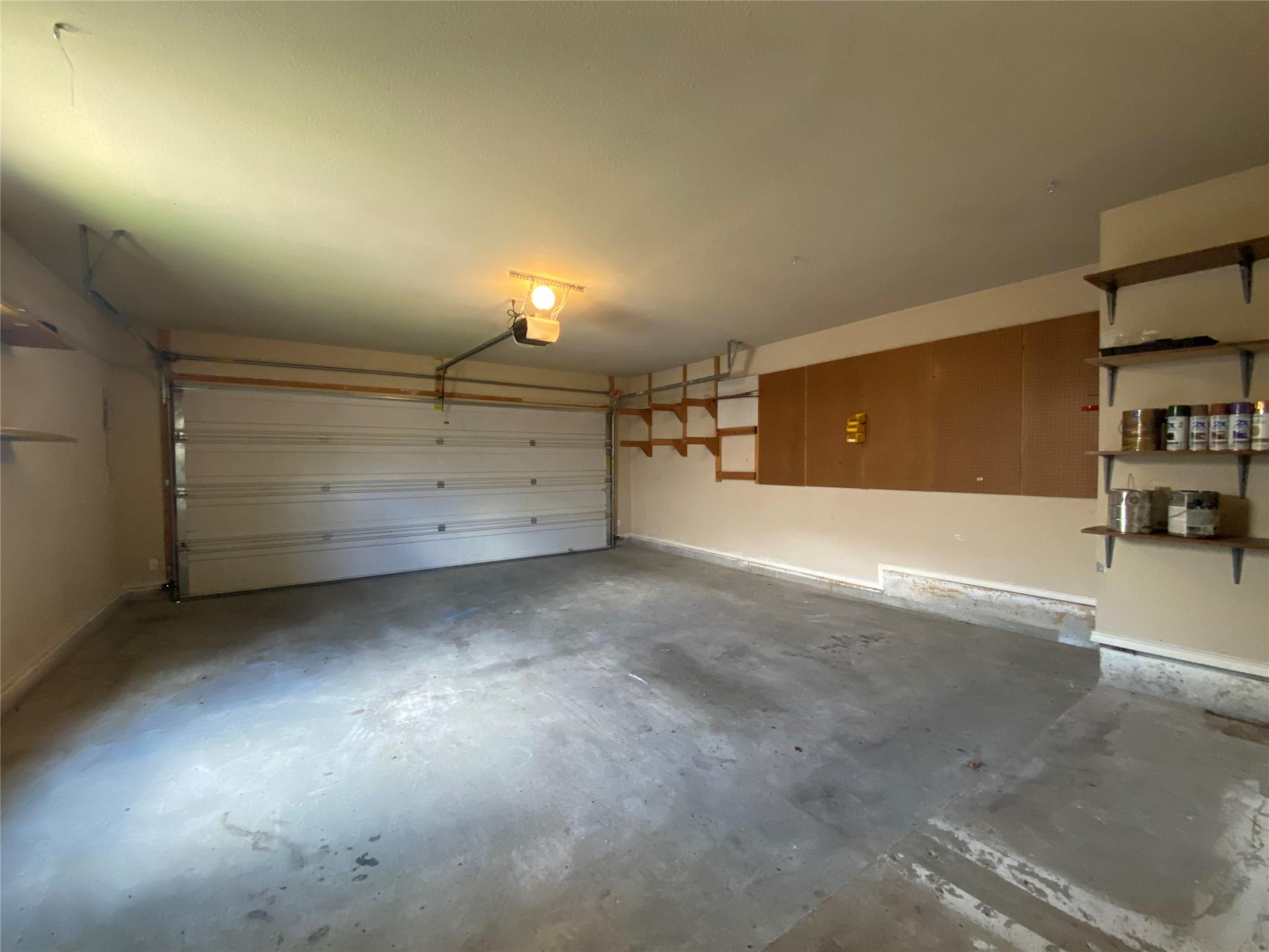 2000 Golden Sunrise Ln, Pflugerville, TX 78660