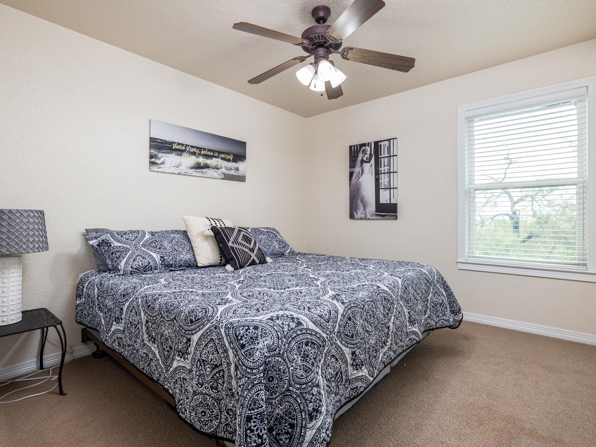 210 Lariat Lane, Burnet, TX 78611